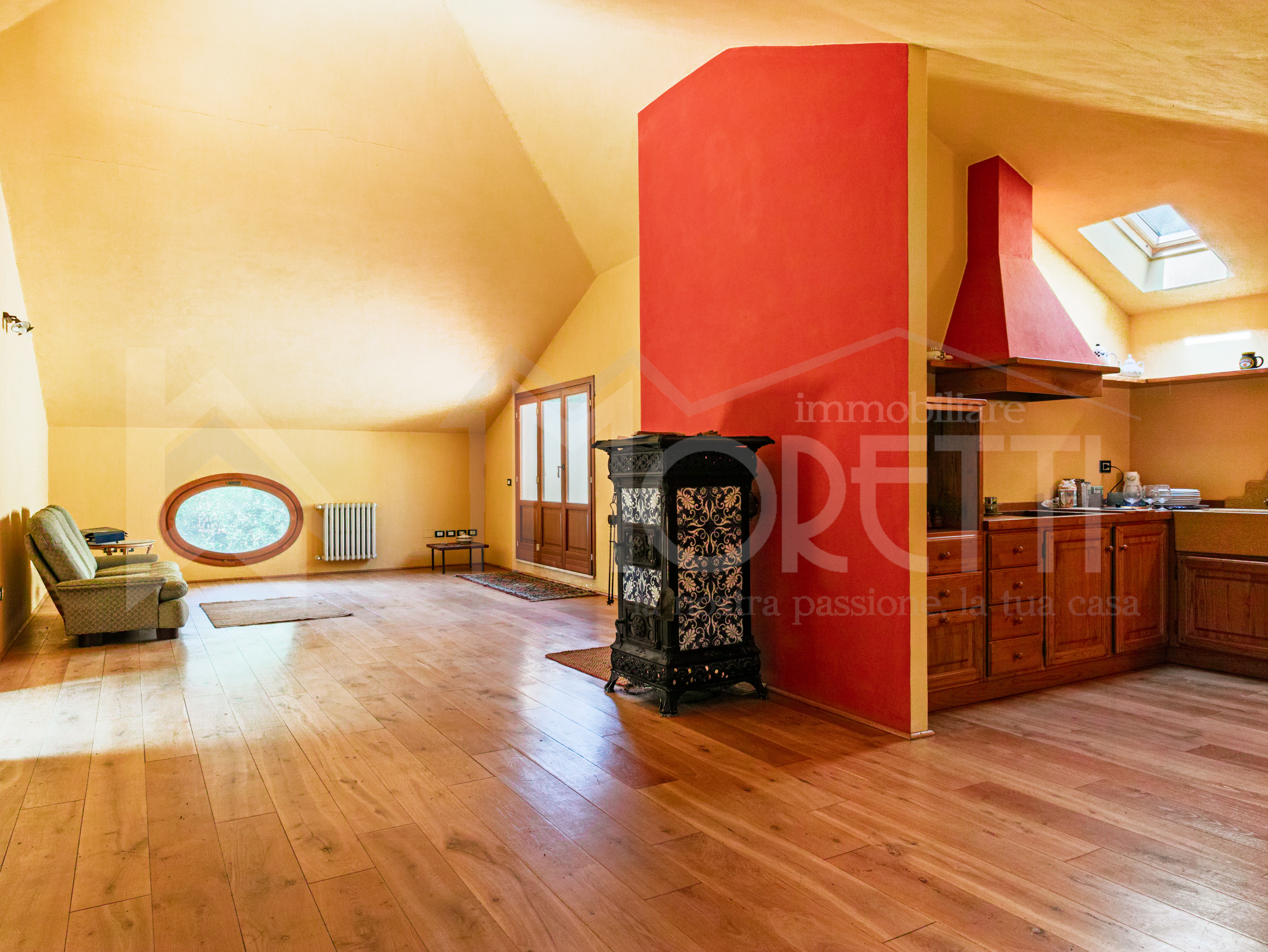 Villa con giardino in via parrana san martino, Collesalvetti