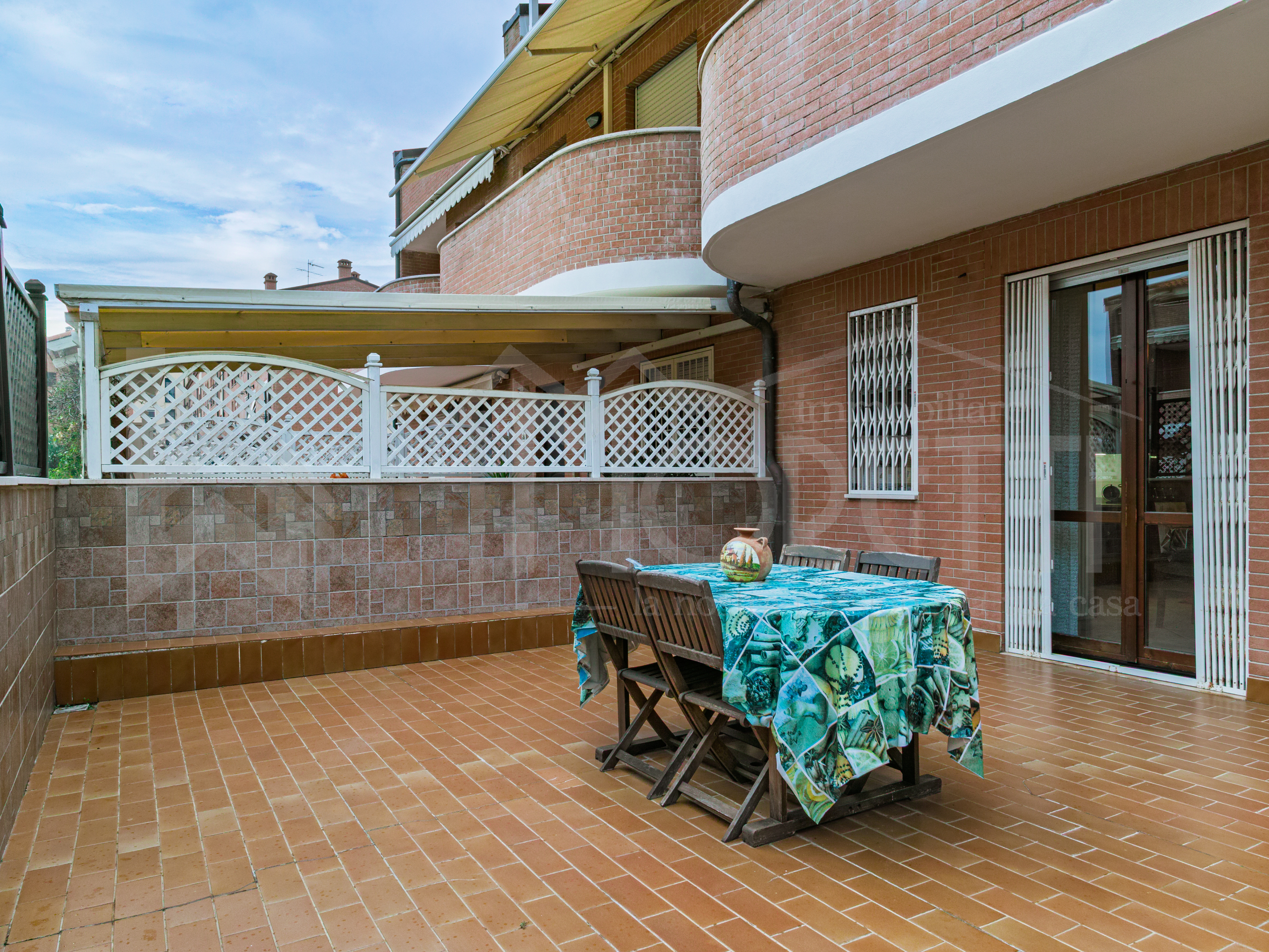 Bilocale con giardino in via svizzera, Livorno