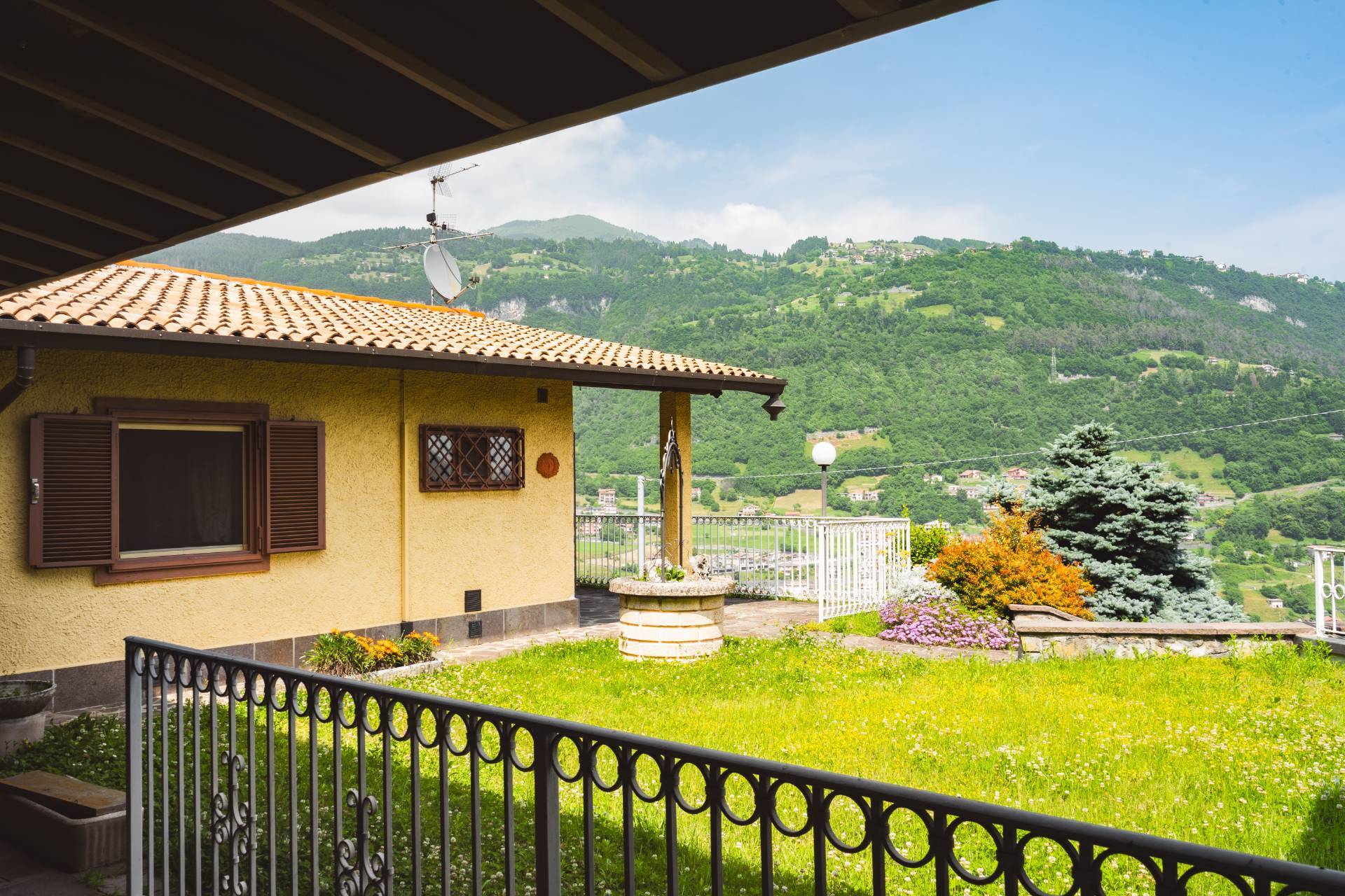 Villa in vendita a Sovere