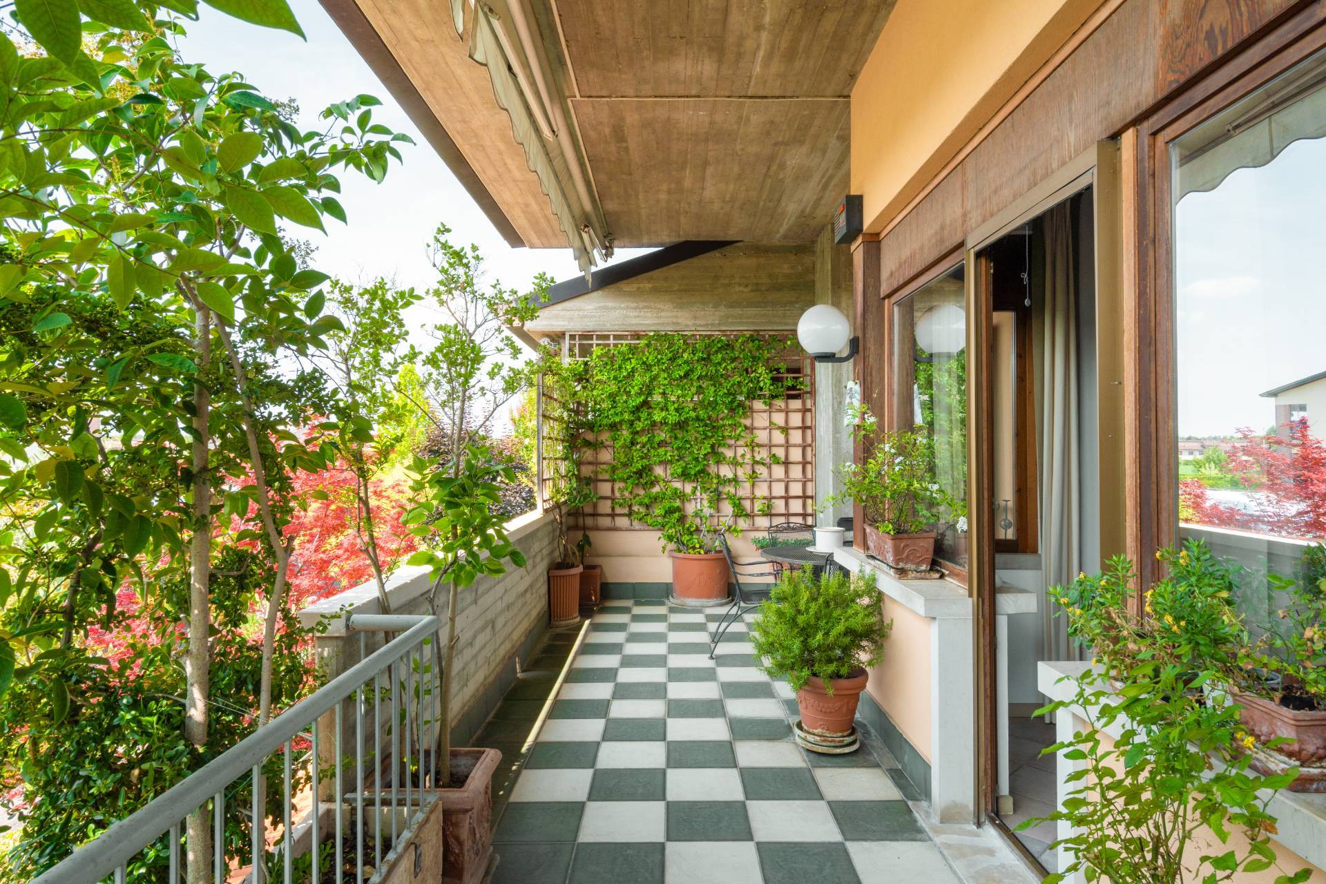 APPARTAMENTI INDIPENDENTI in vendita a Desenzano del Garda, Rivoltella del Garda