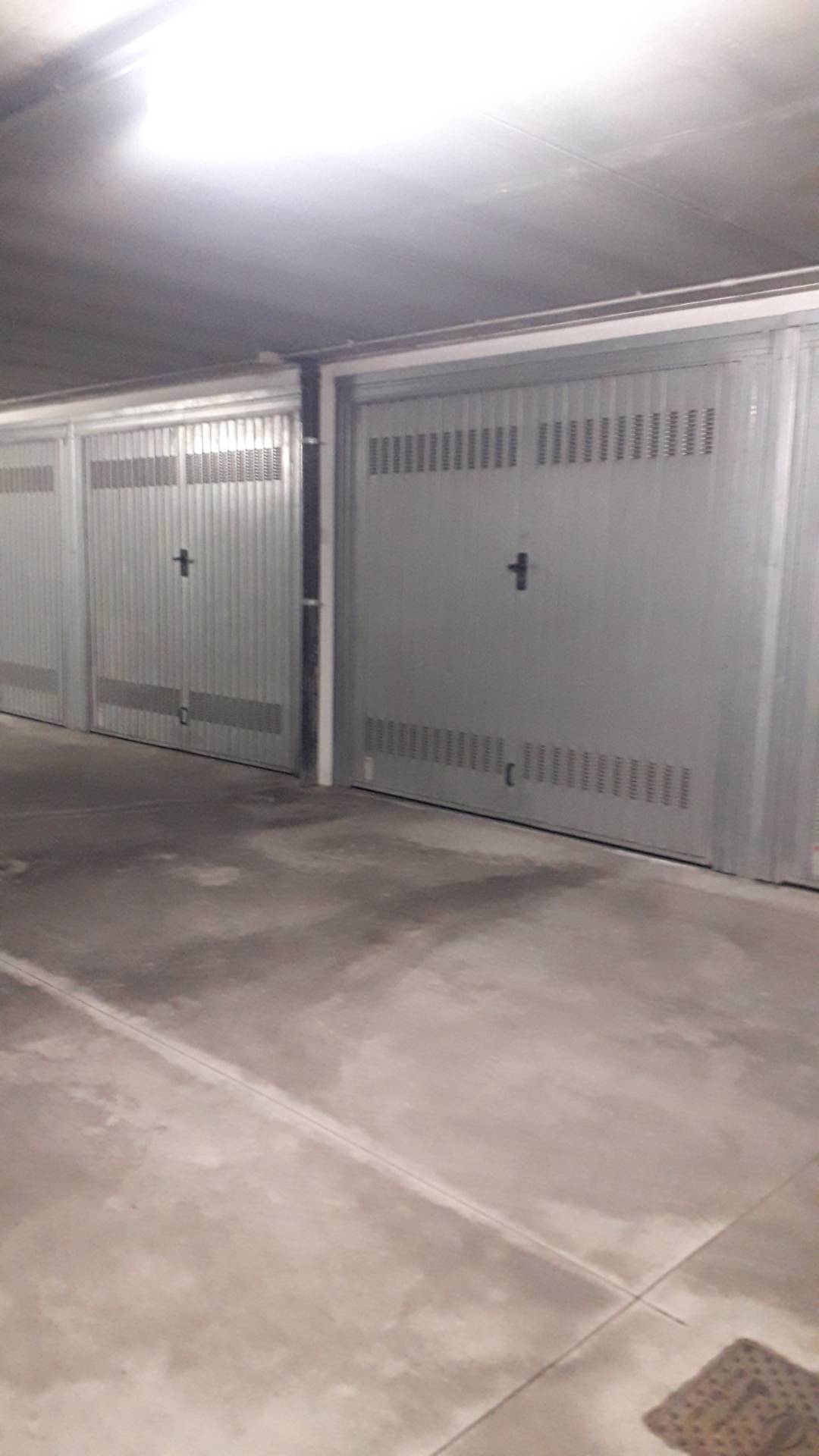 Box o garage in vendita a Chiari
