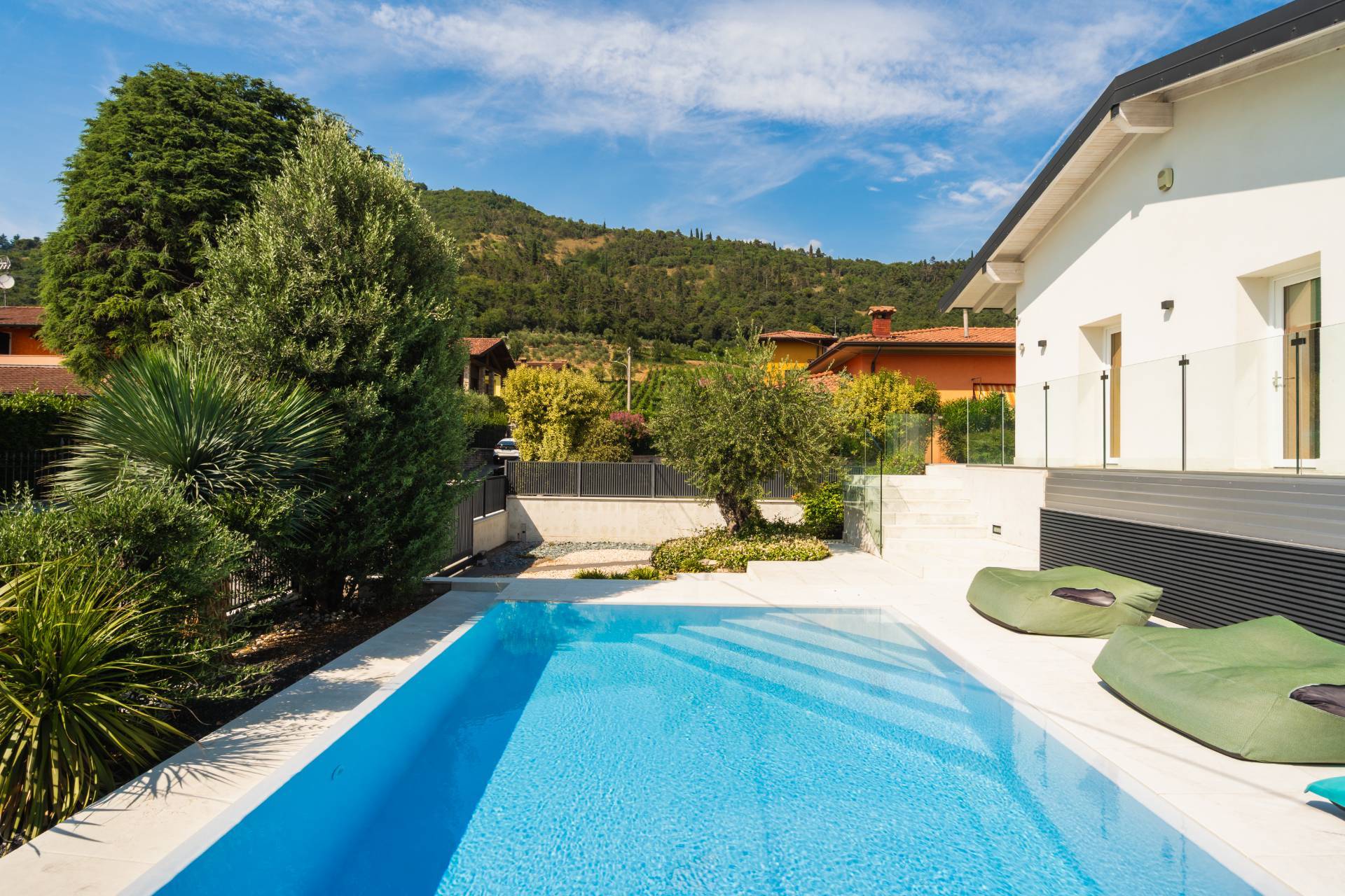 Villa in vendita a Cologne