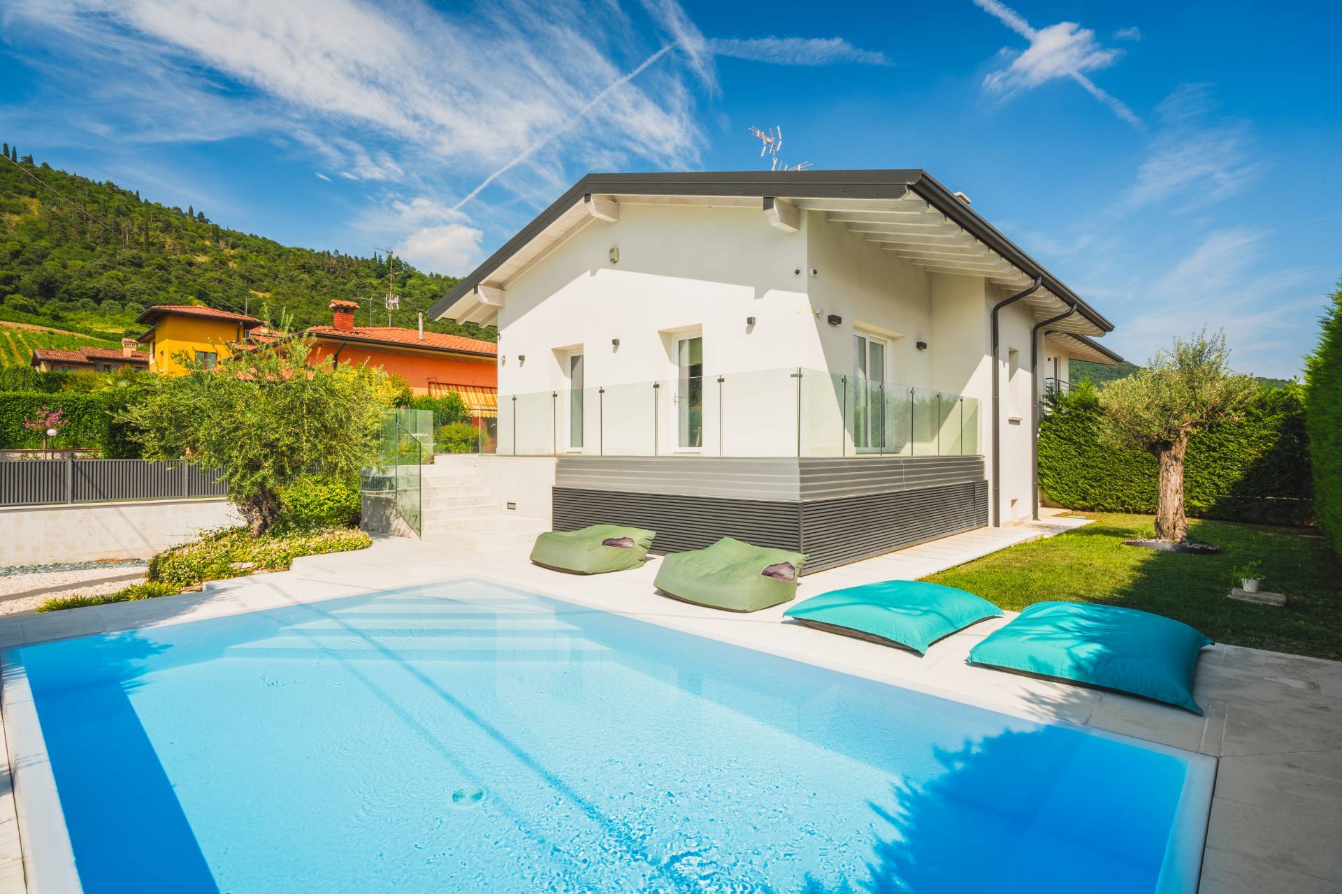 Villa in vendita a Cologne