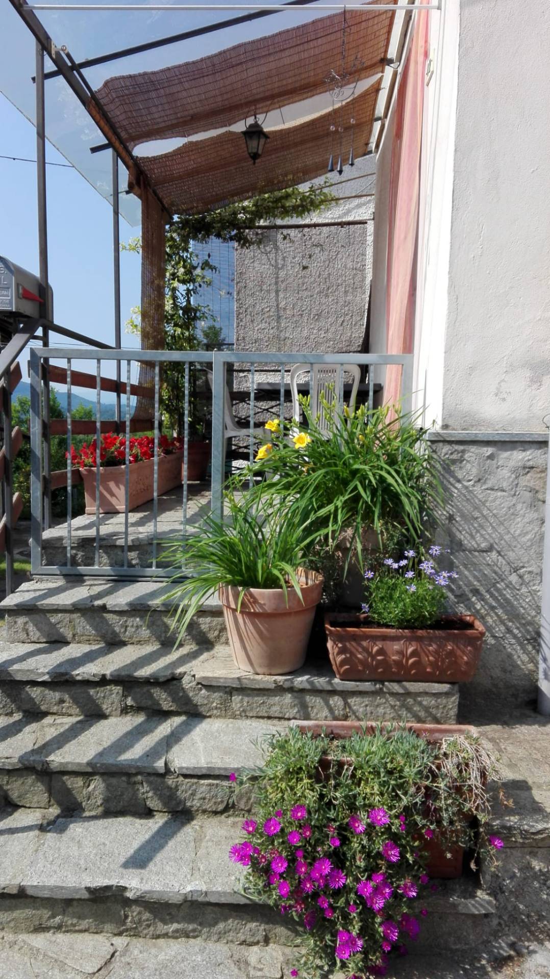 Villette a schiera in vendita a Dego, Piano