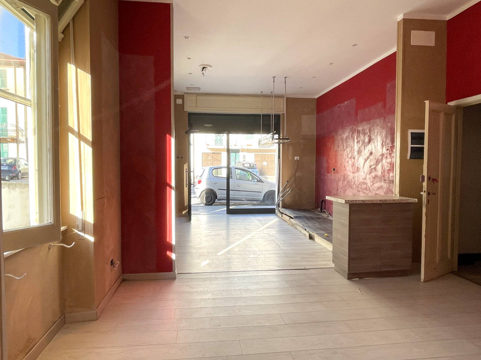 Locale commerciale in vendita a Saliceto