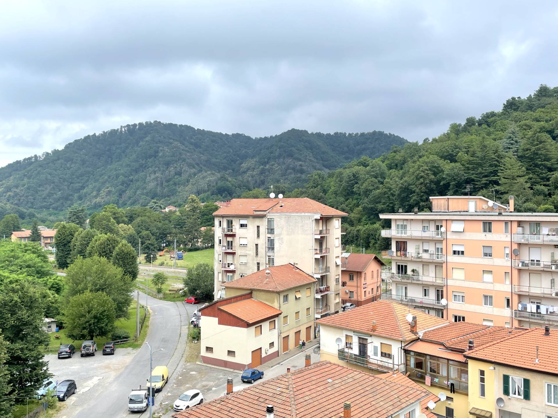 Appartamento in vendita a Cairo Montenotte, Ferrania