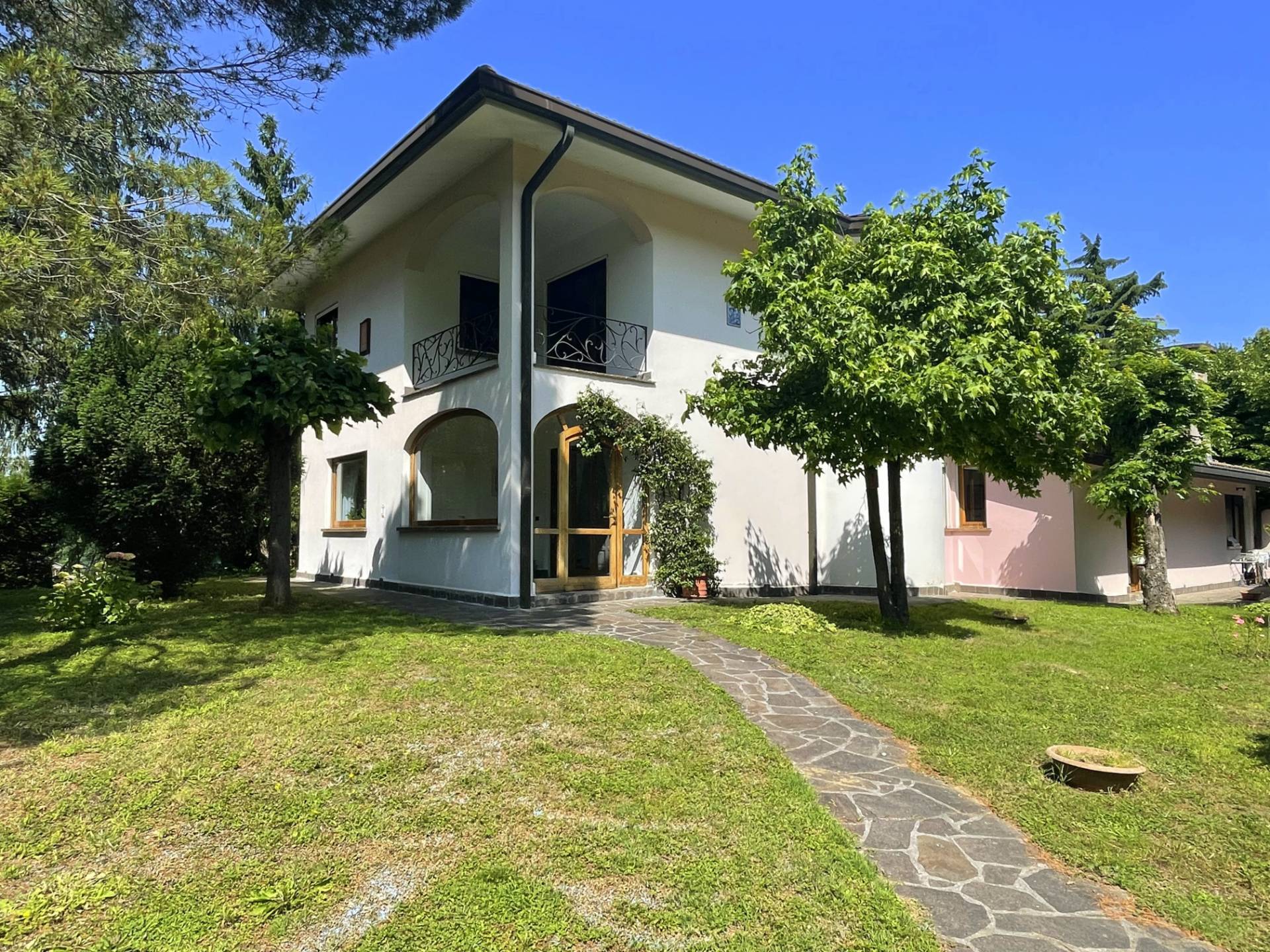 Casa singola in vendita a Cairo Montenotte