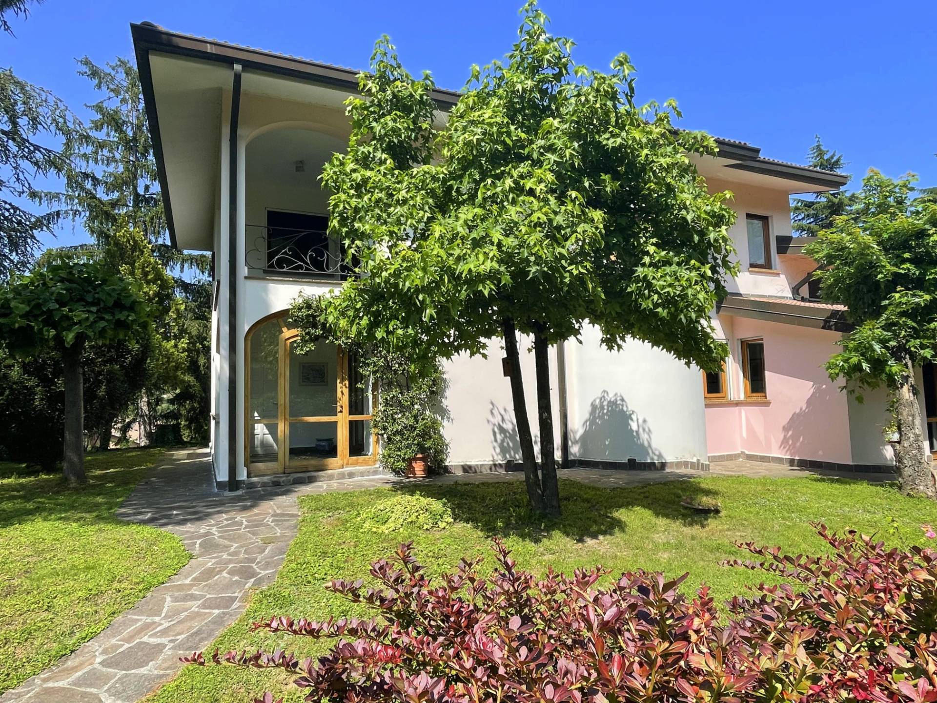 Casa singola in vendita a Cairo Montenotte