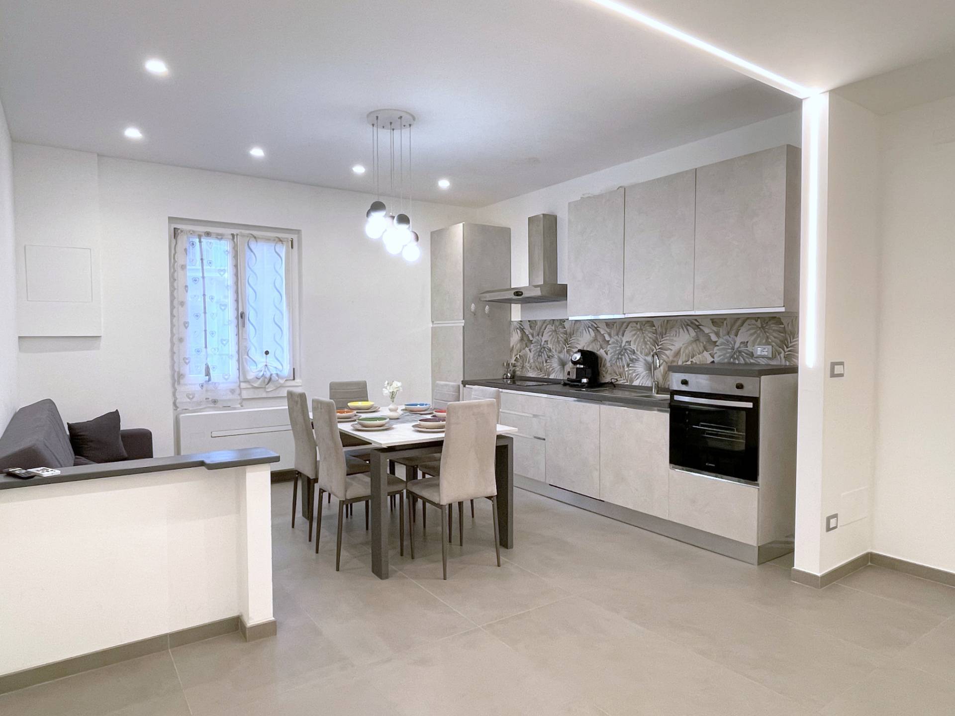 Appartamento in vendita a Savona, S. Rita