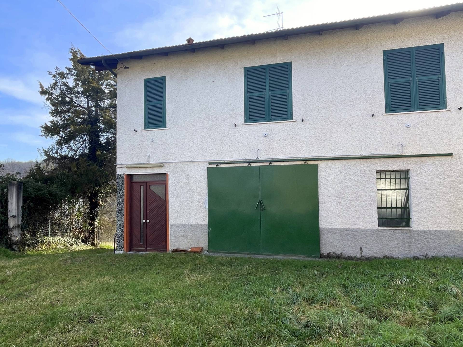 Casa singola in vendita a Piana Crixia, Villa