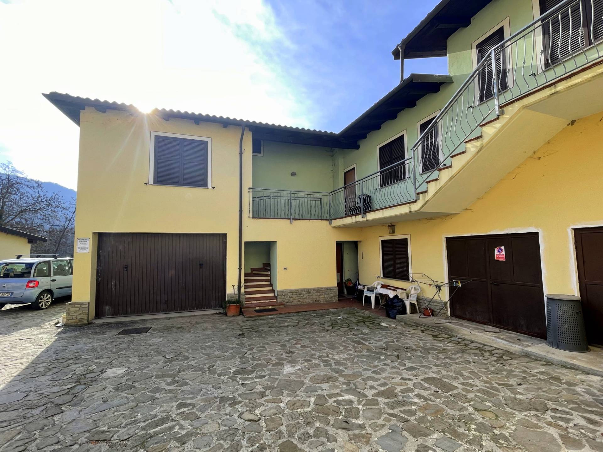 Appartamento in vendita a Cairo Montenotte, Rocchetta