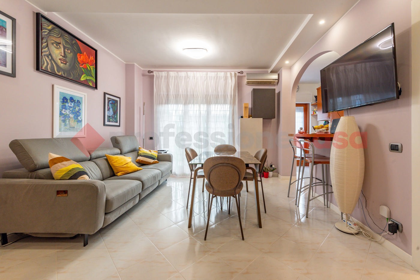 Trilocale arredato in affitto a Roma