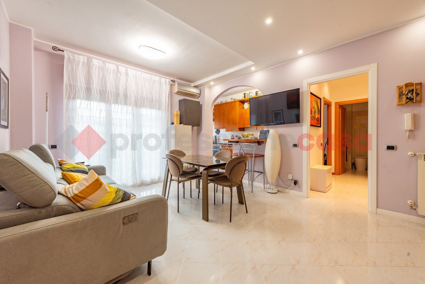 Trilocale arredato in affitto a Roma