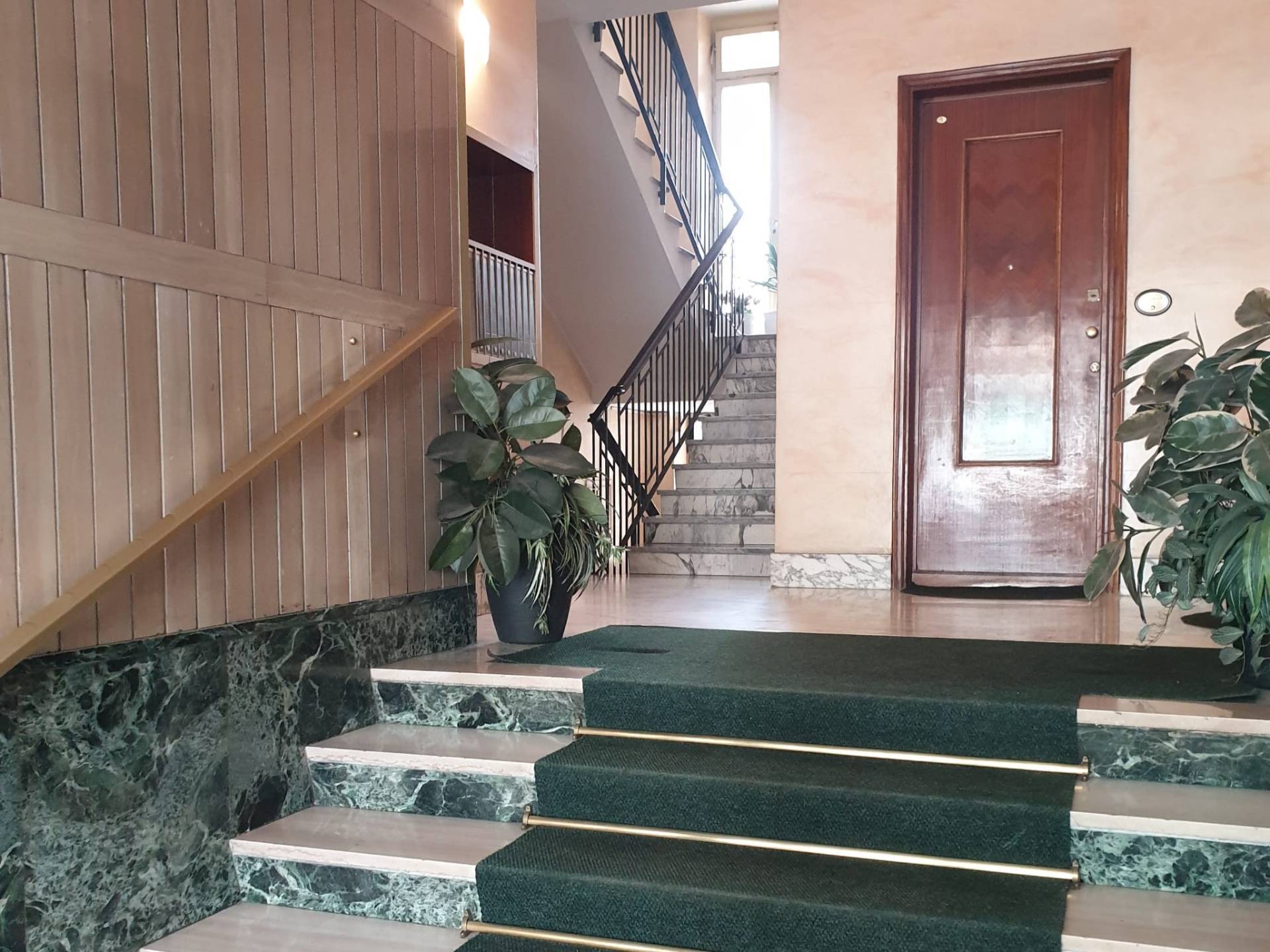 Magazzino in vendita a Torino, Aurora