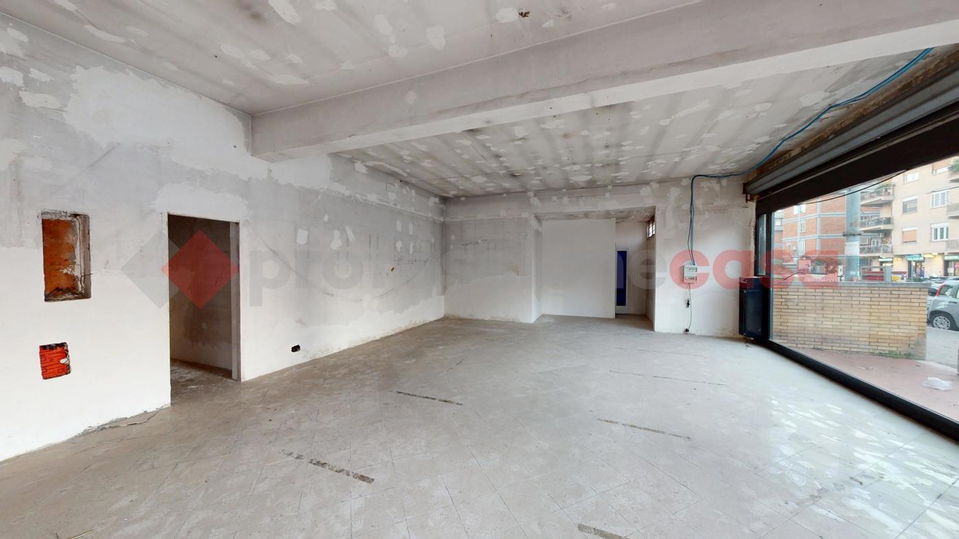 Negozio in vendita a Roma