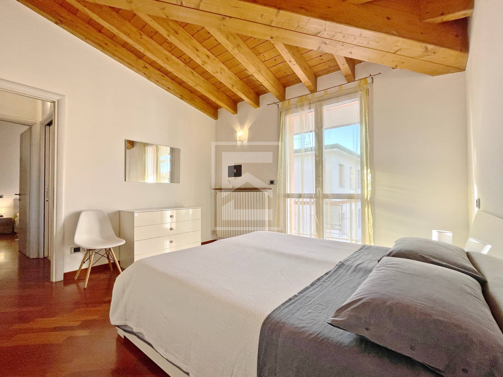 Attico/Mansarda in vendita a Desenzano del Garda, Desenzano del Garda