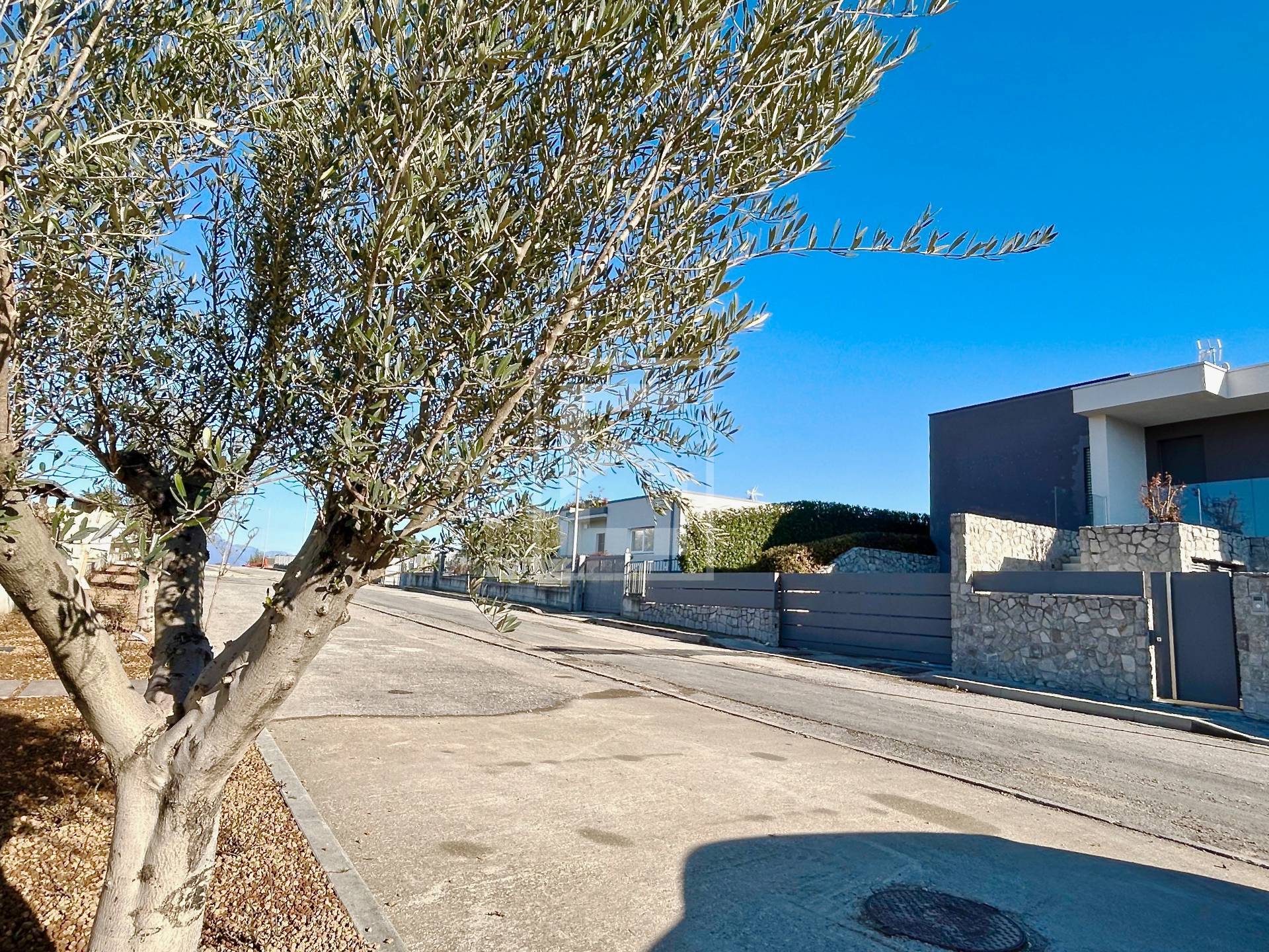 Villa singola in vendita a Desenzano del Garda, Venga-Bertani San Pietro