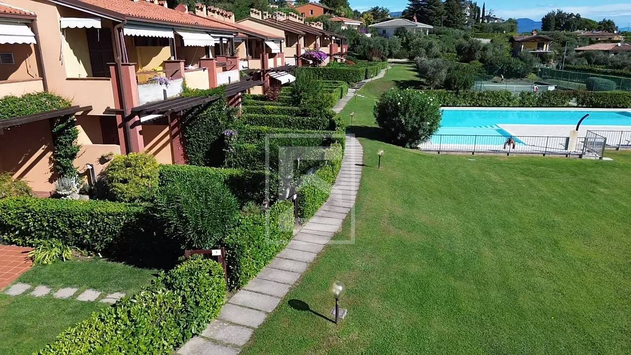 Quadrilocale vista lago a Soiano del Lago