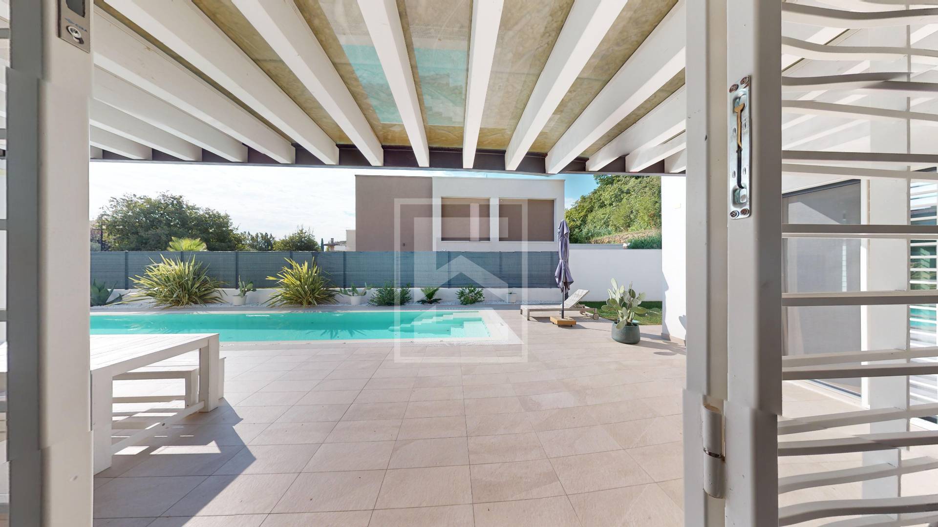 Villa singola in vendita a Padenghe sul Garda