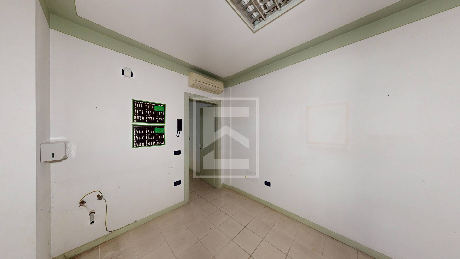 Locale Commerciale in vendita a Gavardo