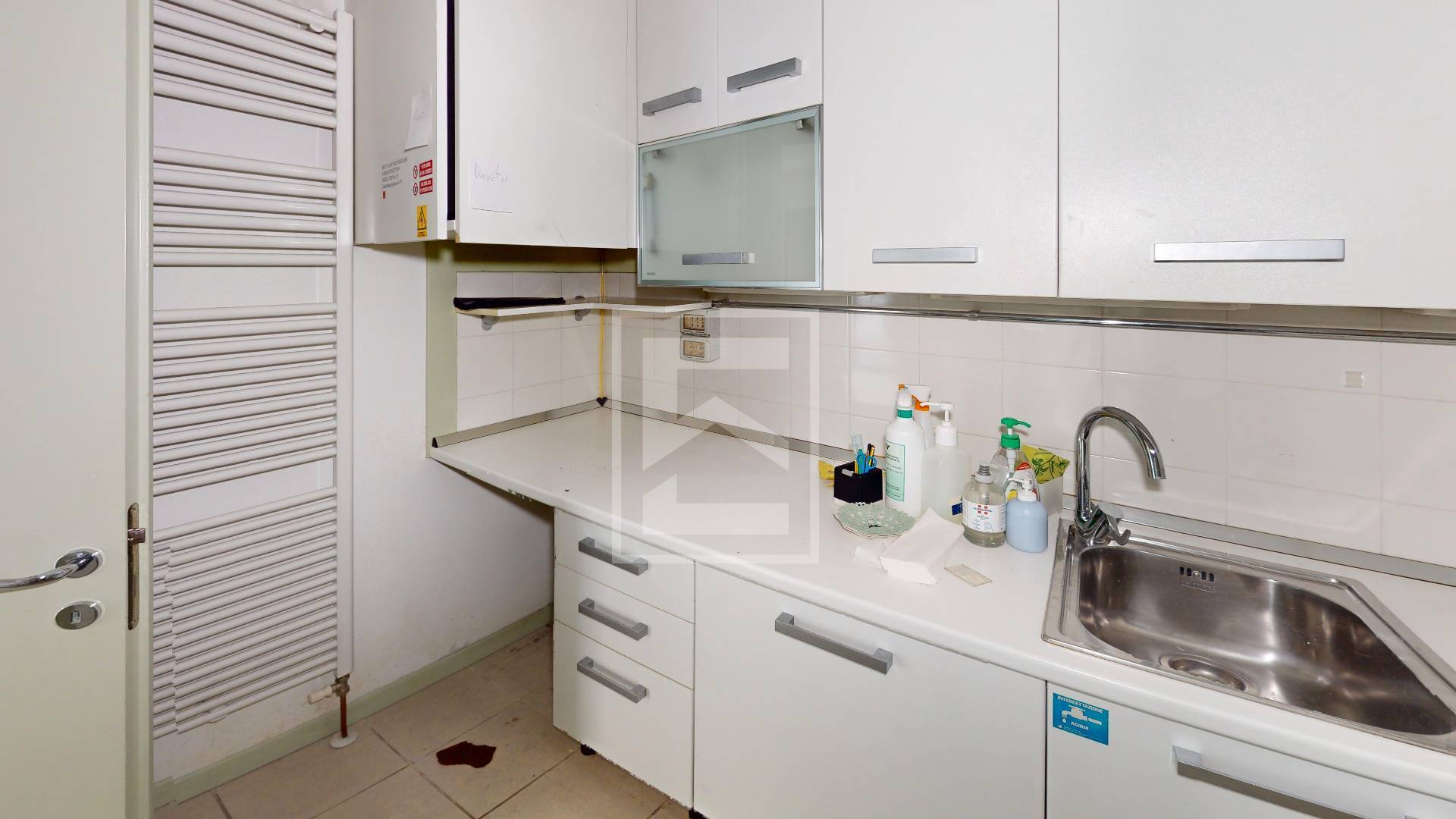 Locale Commerciale in vendita a Gavardo