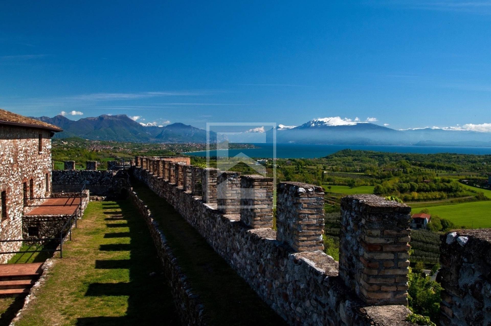 Villa singola in vendita a Lonato del Garda, Barcuzzi