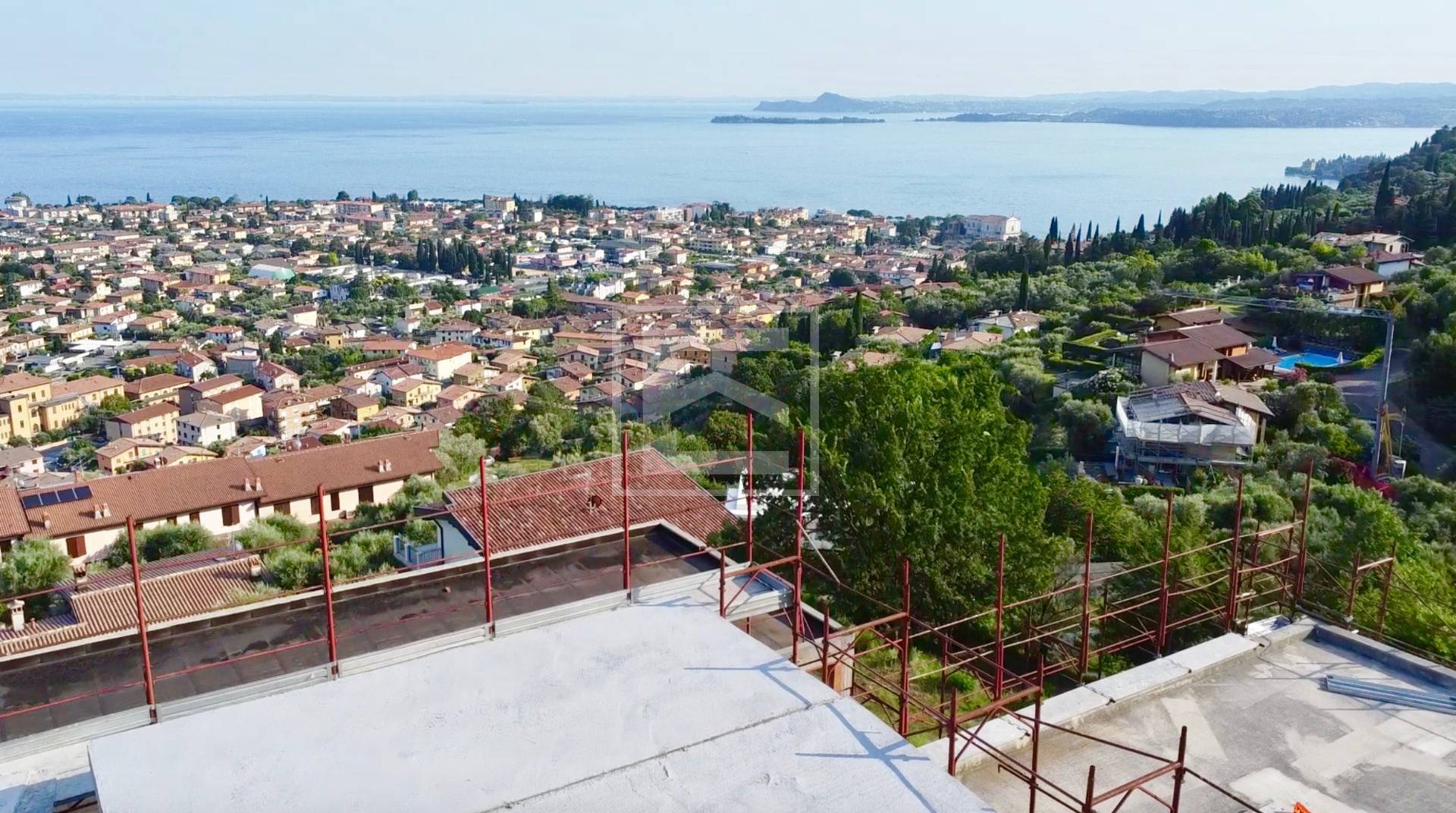 Attico/Mansarda in vendita a Toscolano-Maderno, Toscolano