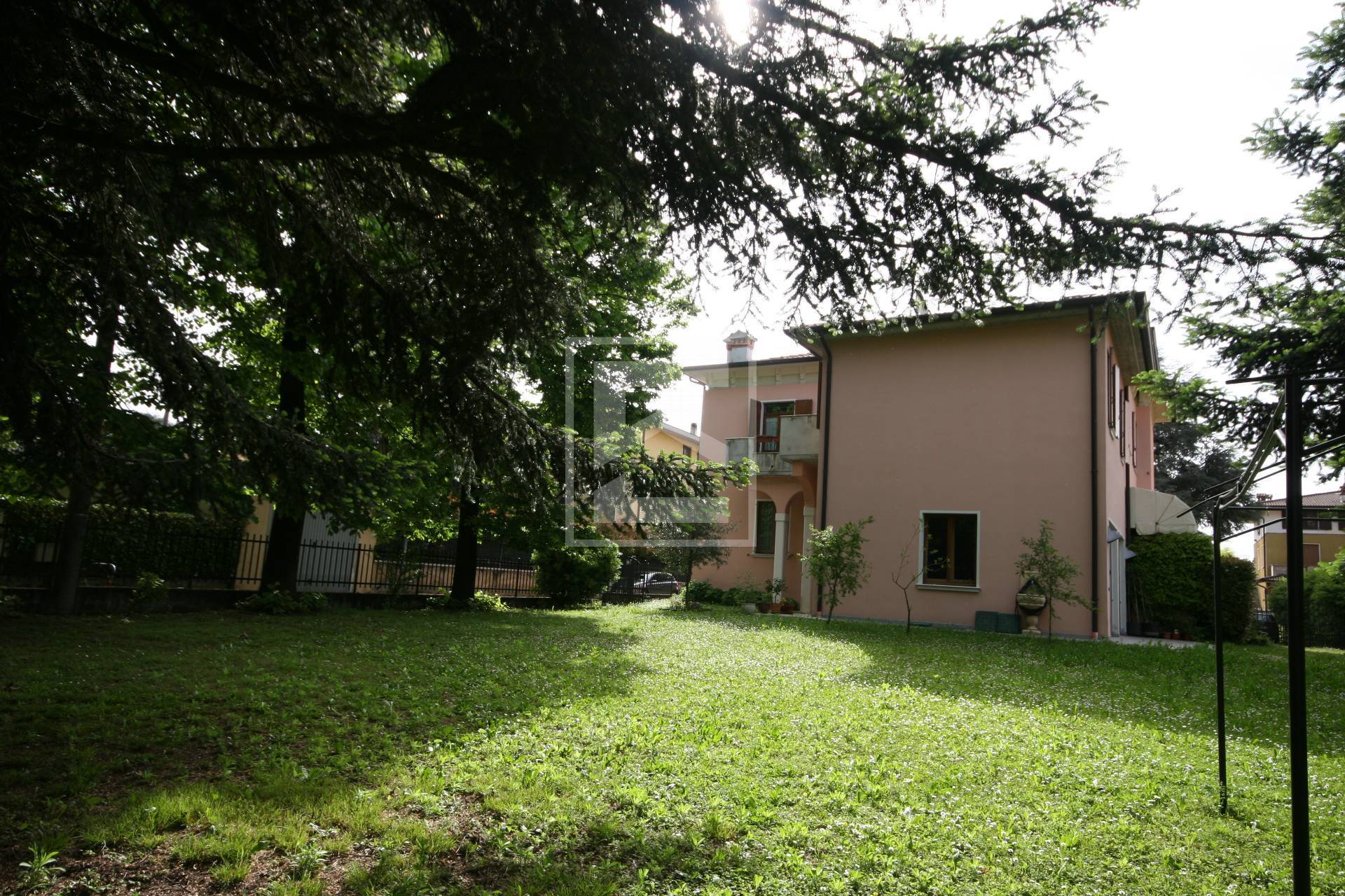 Villa singola in vendita a Prevalle