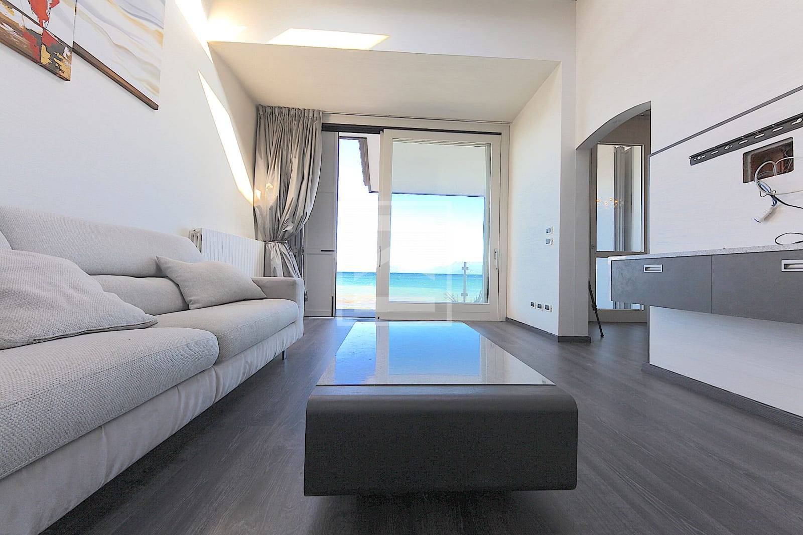 Villa singola in vendita a Desenzano del Garda, Desenzano del Garda