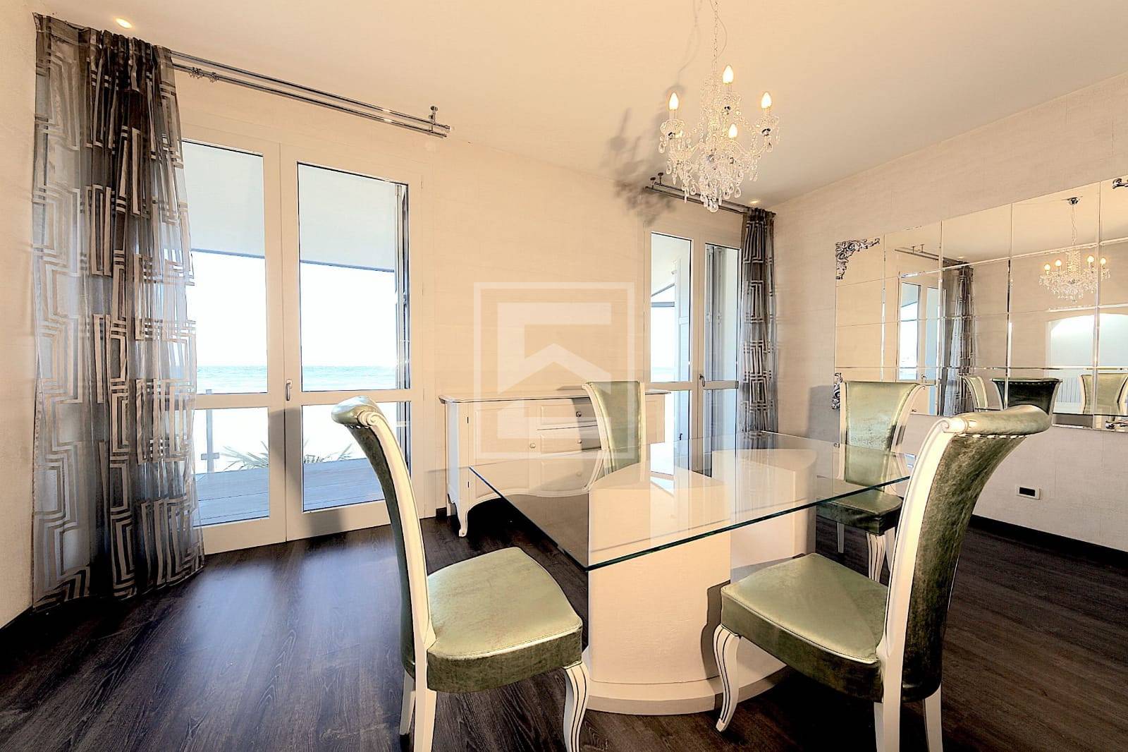 Villa singola in vendita a Desenzano del Garda, Desenzano del Garda