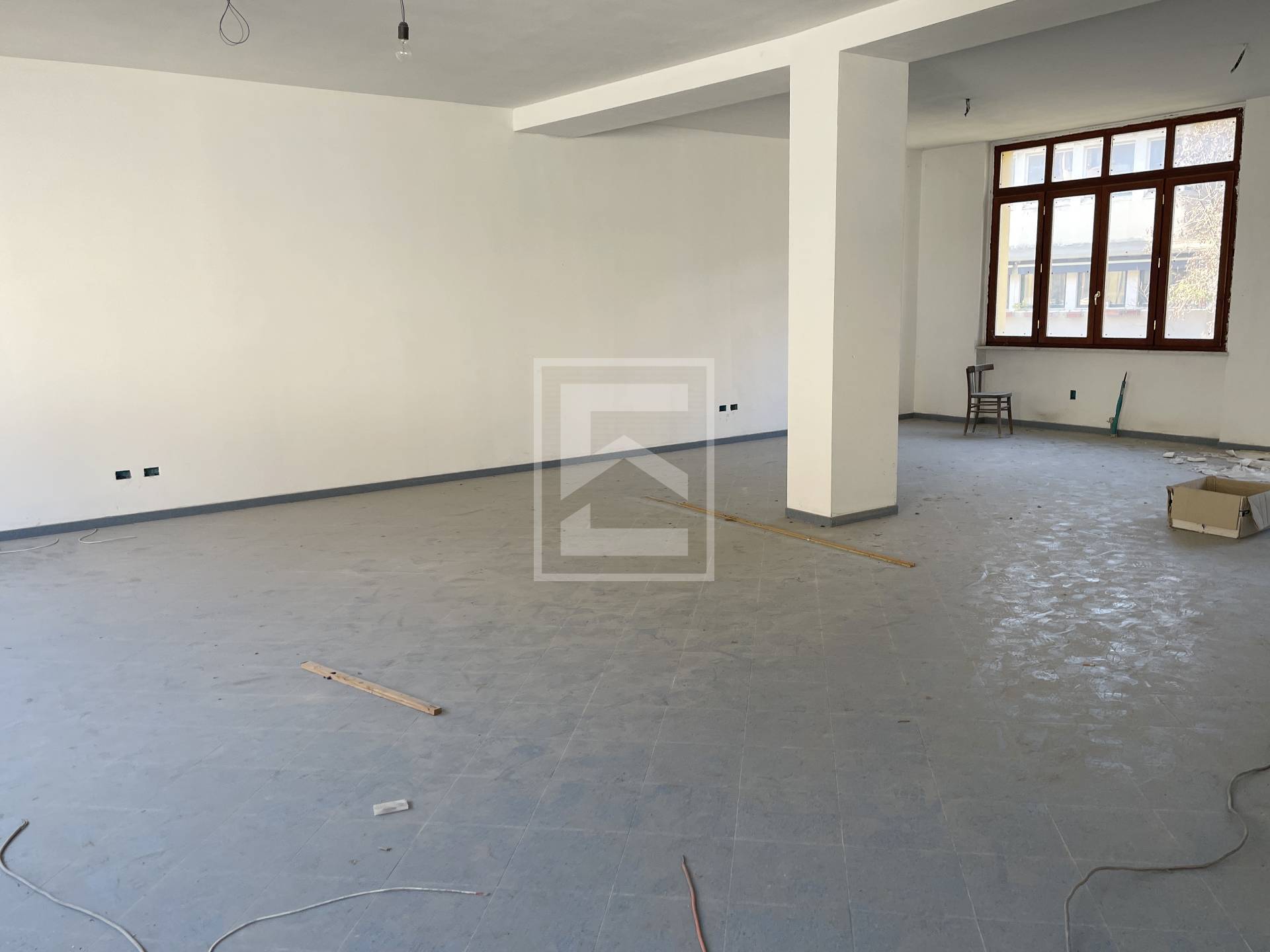 Ufficio in vendita a Toscolano-Maderno