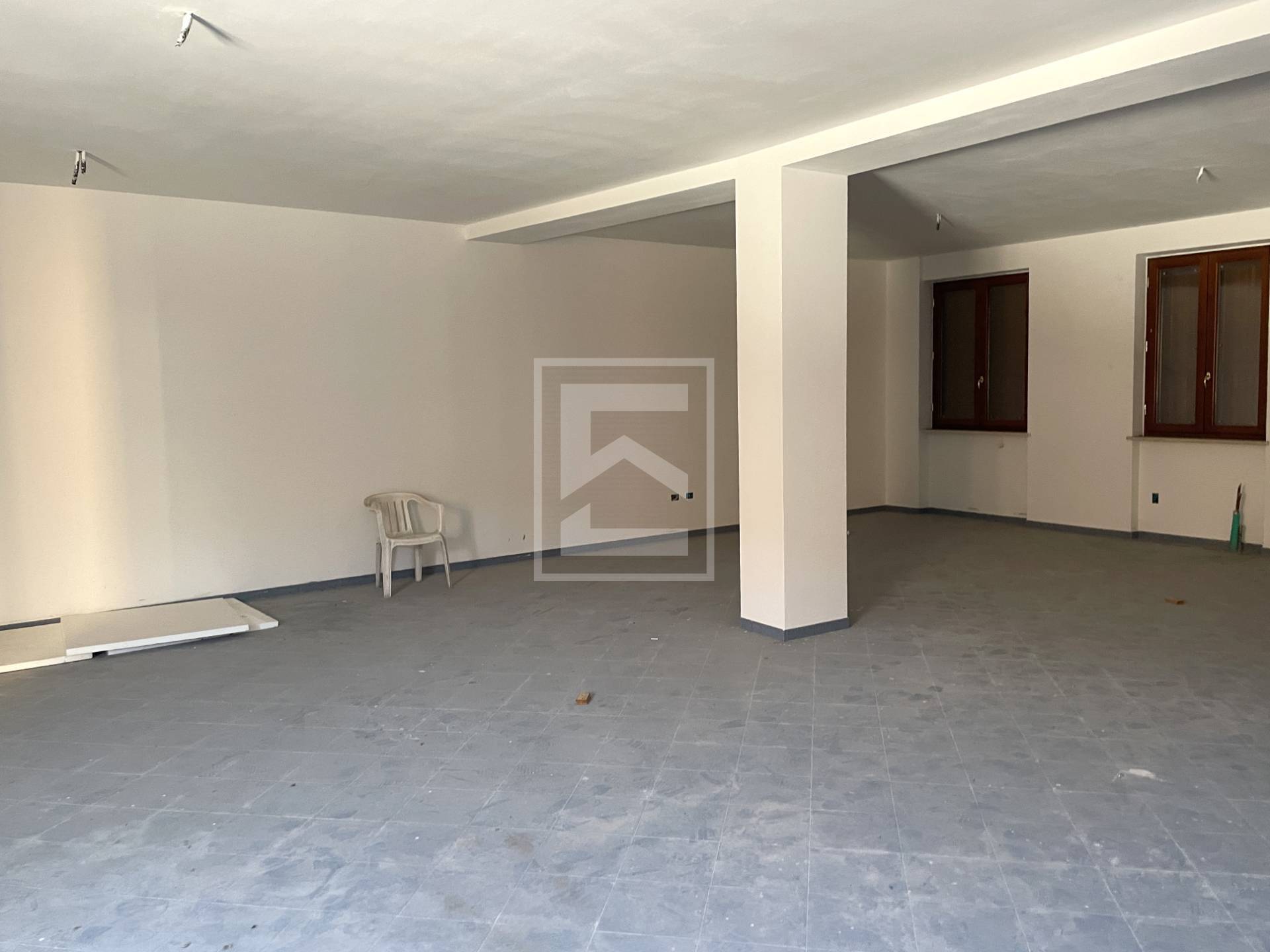 Ufficio in vendita a Toscolano-Maderno