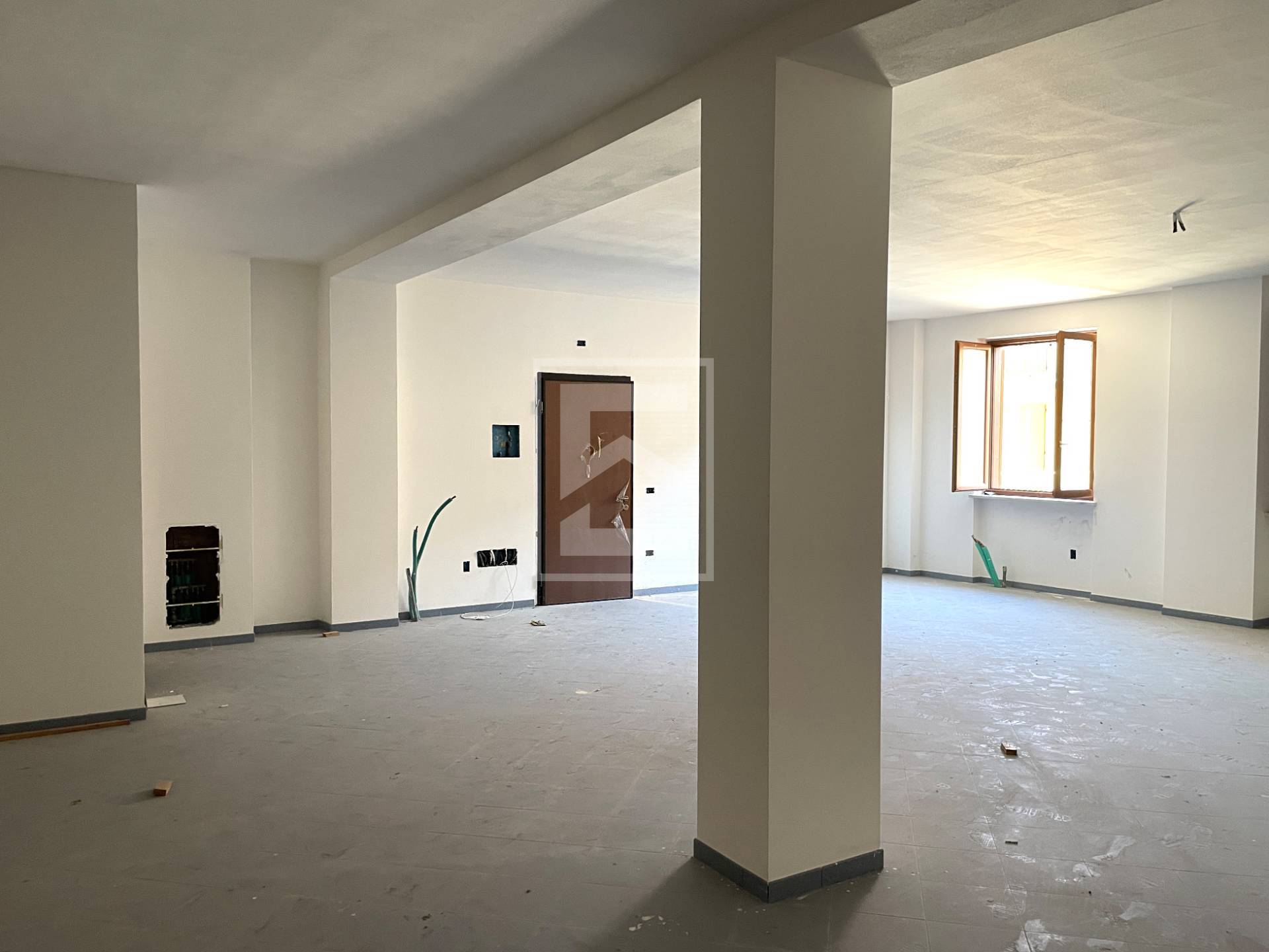 Ufficio in vendita a Toscolano-Maderno