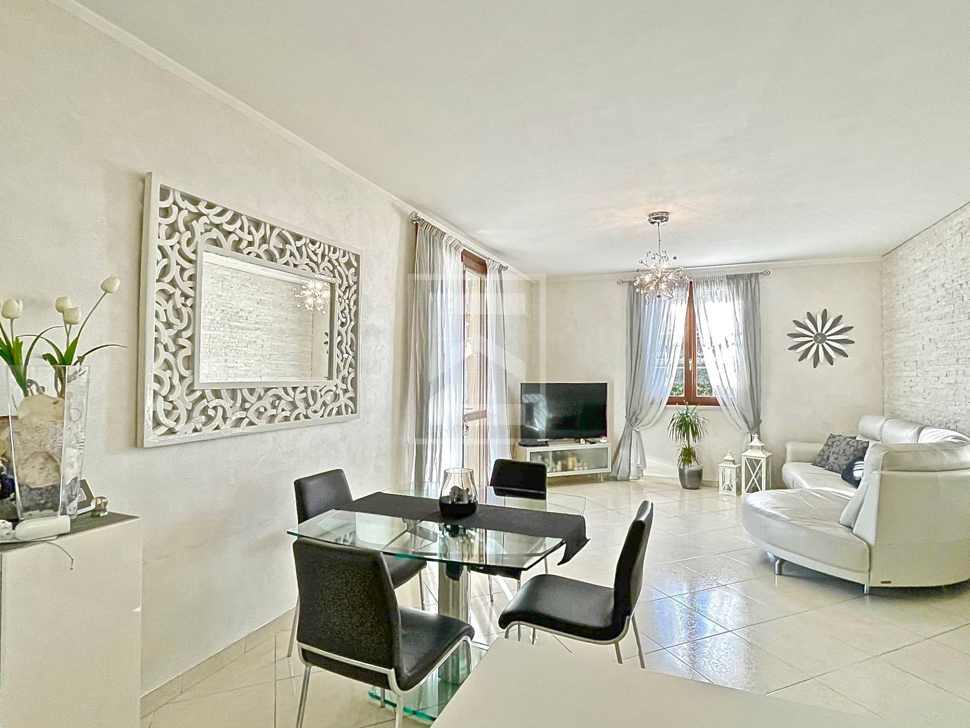 Appartamento in vendita a Soiano del Lago