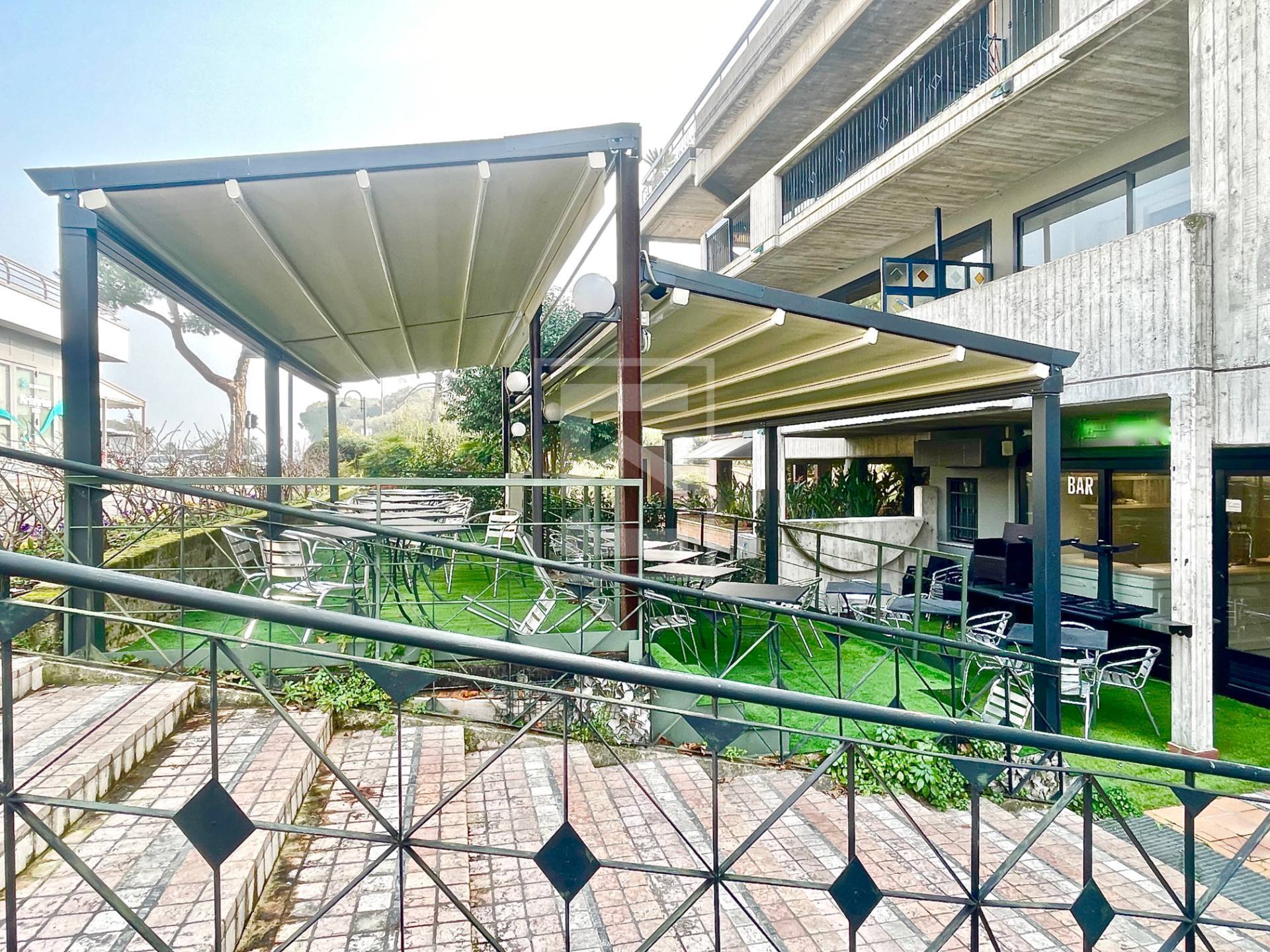 Bar in vendita a Sirmione