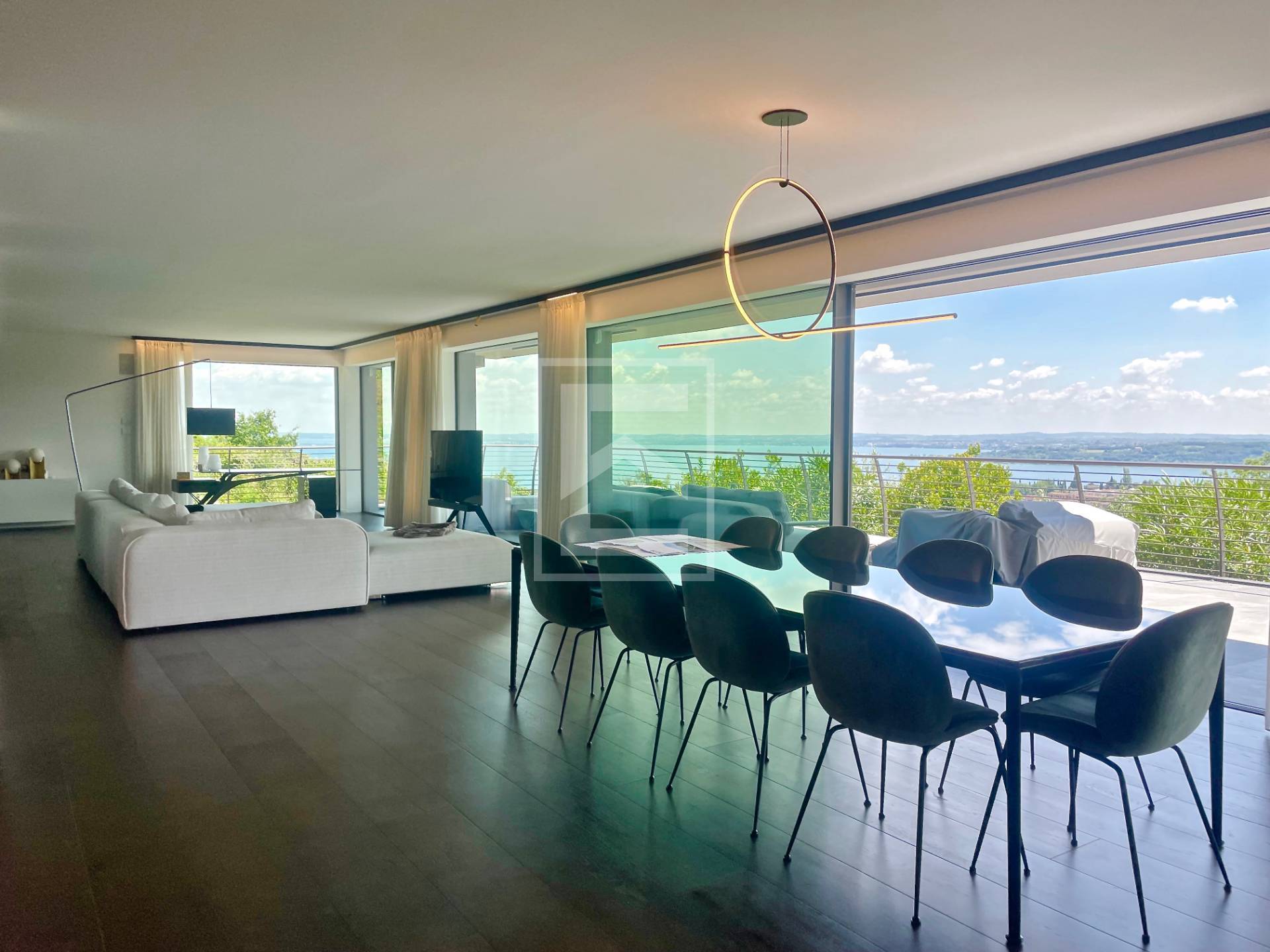 Appartamento in vendita a Padenghe sul Garda