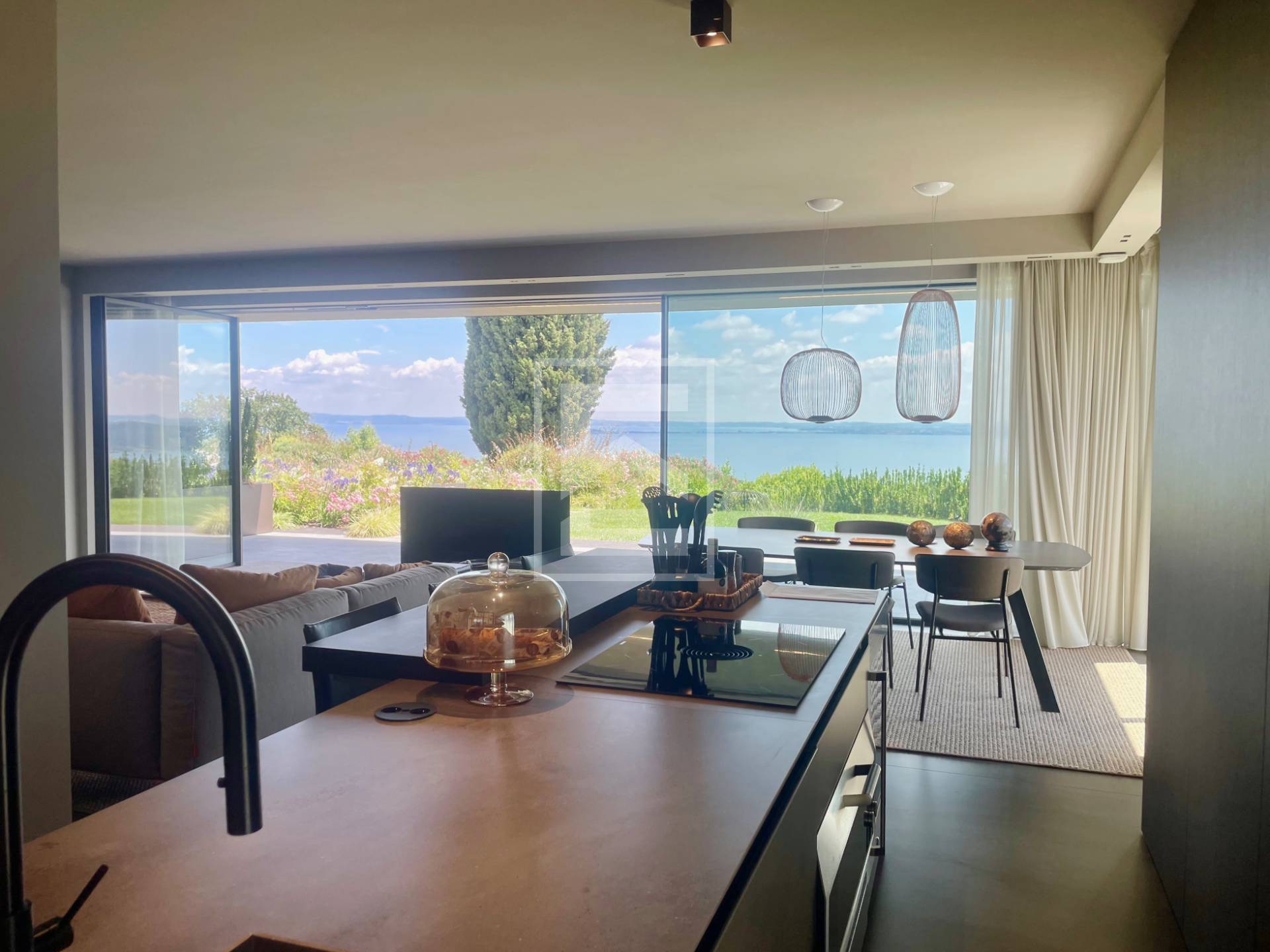 Appartamento in vendita a Padenghe sul Garda