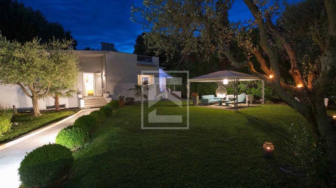 Villa singola in vendita a Desenzano del Garda, Rivoltella del Garda