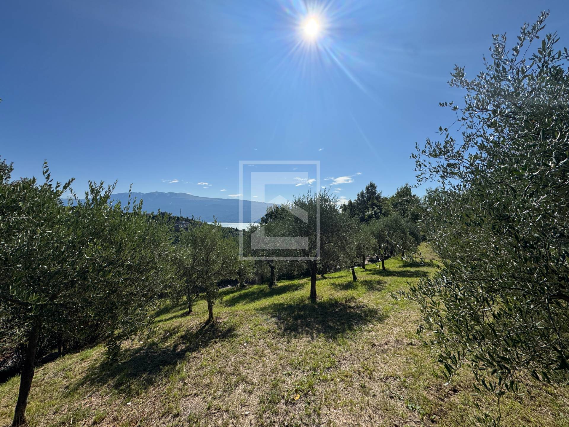 Terreno in vendita a Toscolano-Maderno