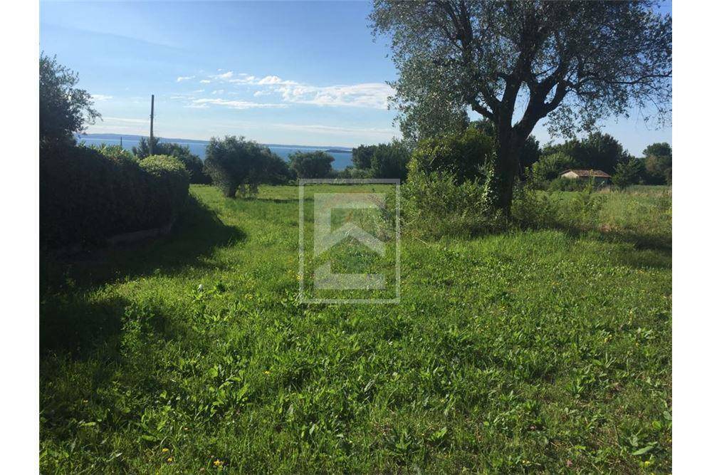 Terreno in vendita a Manerba del Garda