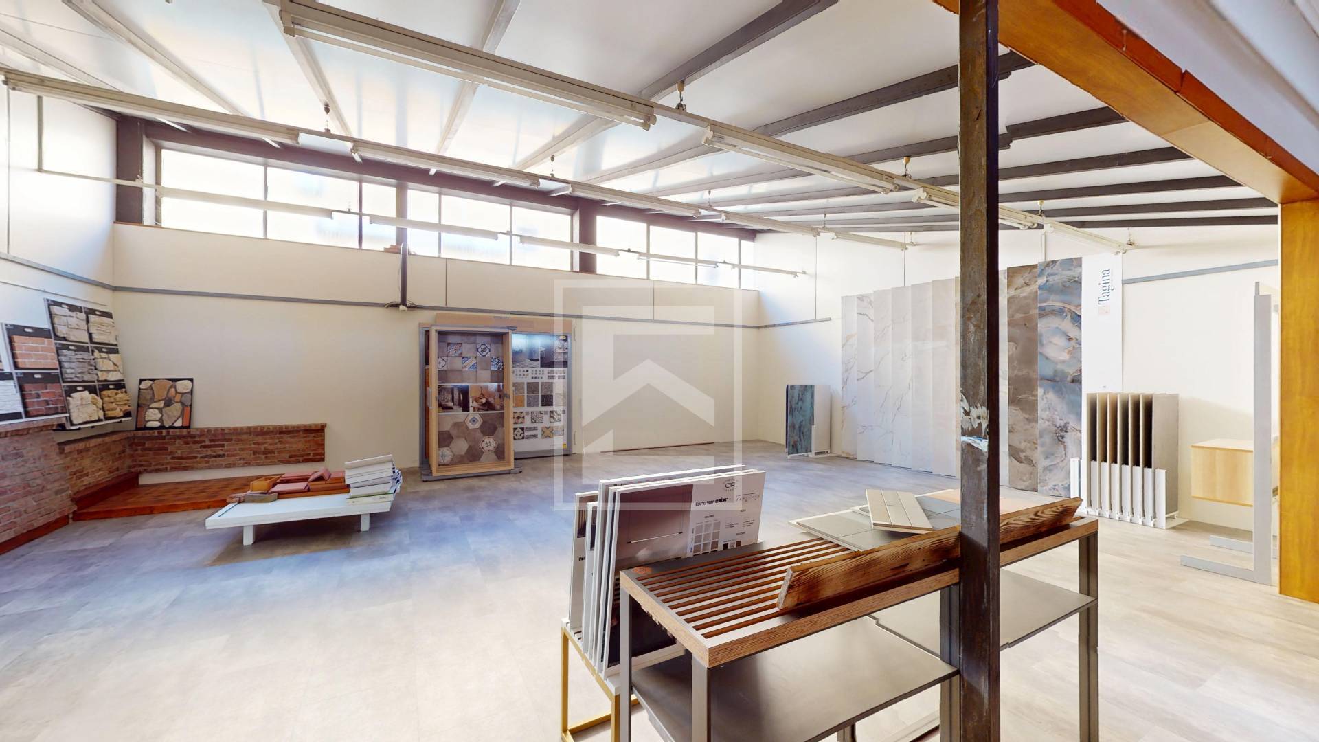 Capannone Industriale in vendita a Marmirolo