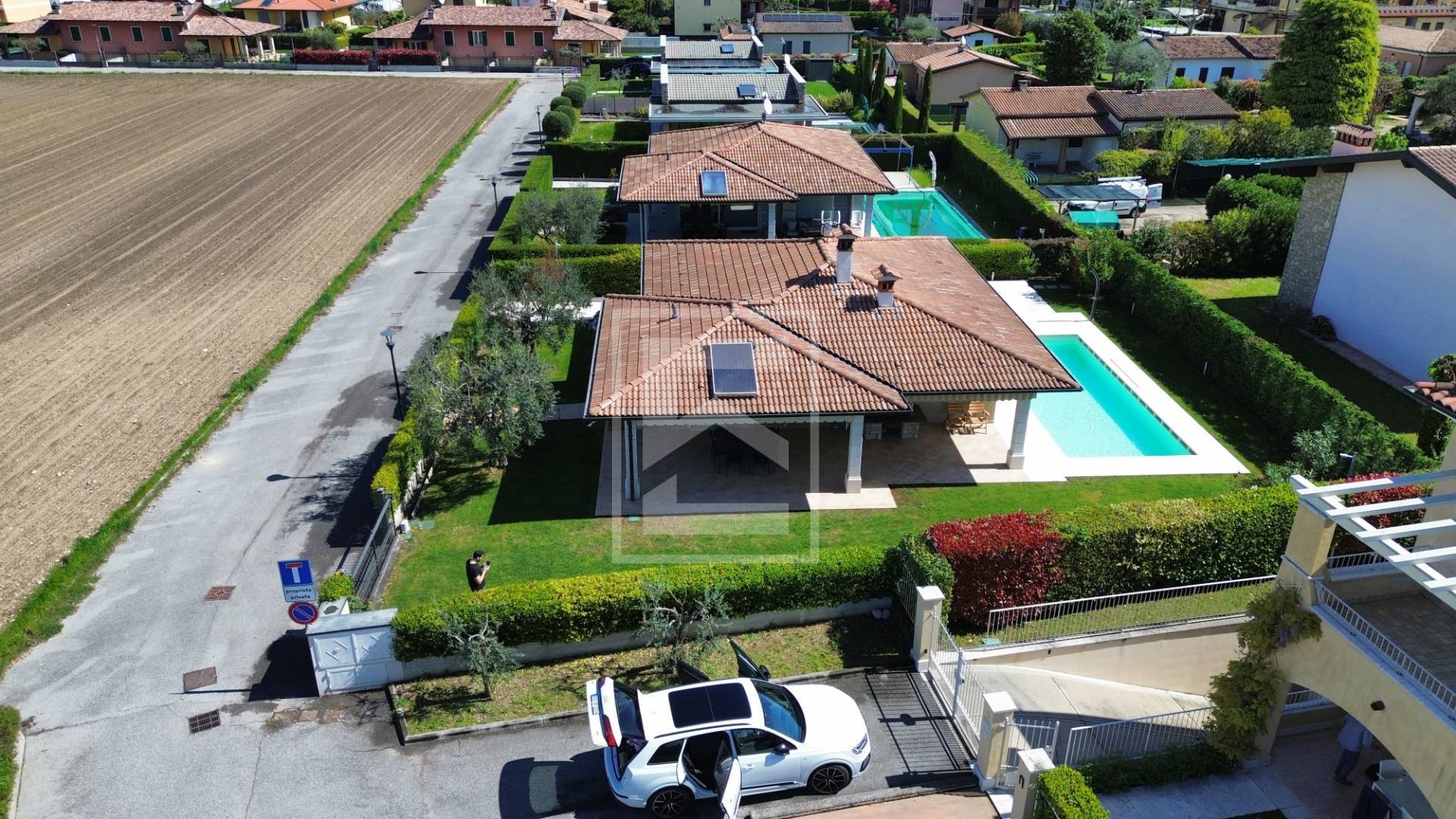 Villa singola in vendita a Manerba del Garda, Pieve