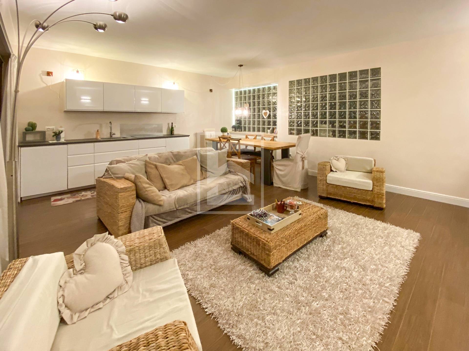 Appartamento in vendita a Desenzano del Garda, Rivoltella del Garda