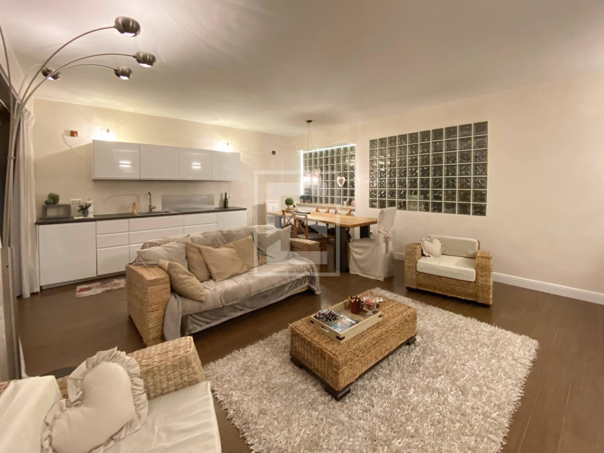 Appartamento in vendita a Desenzano del Garda, Rivoltella del Garda