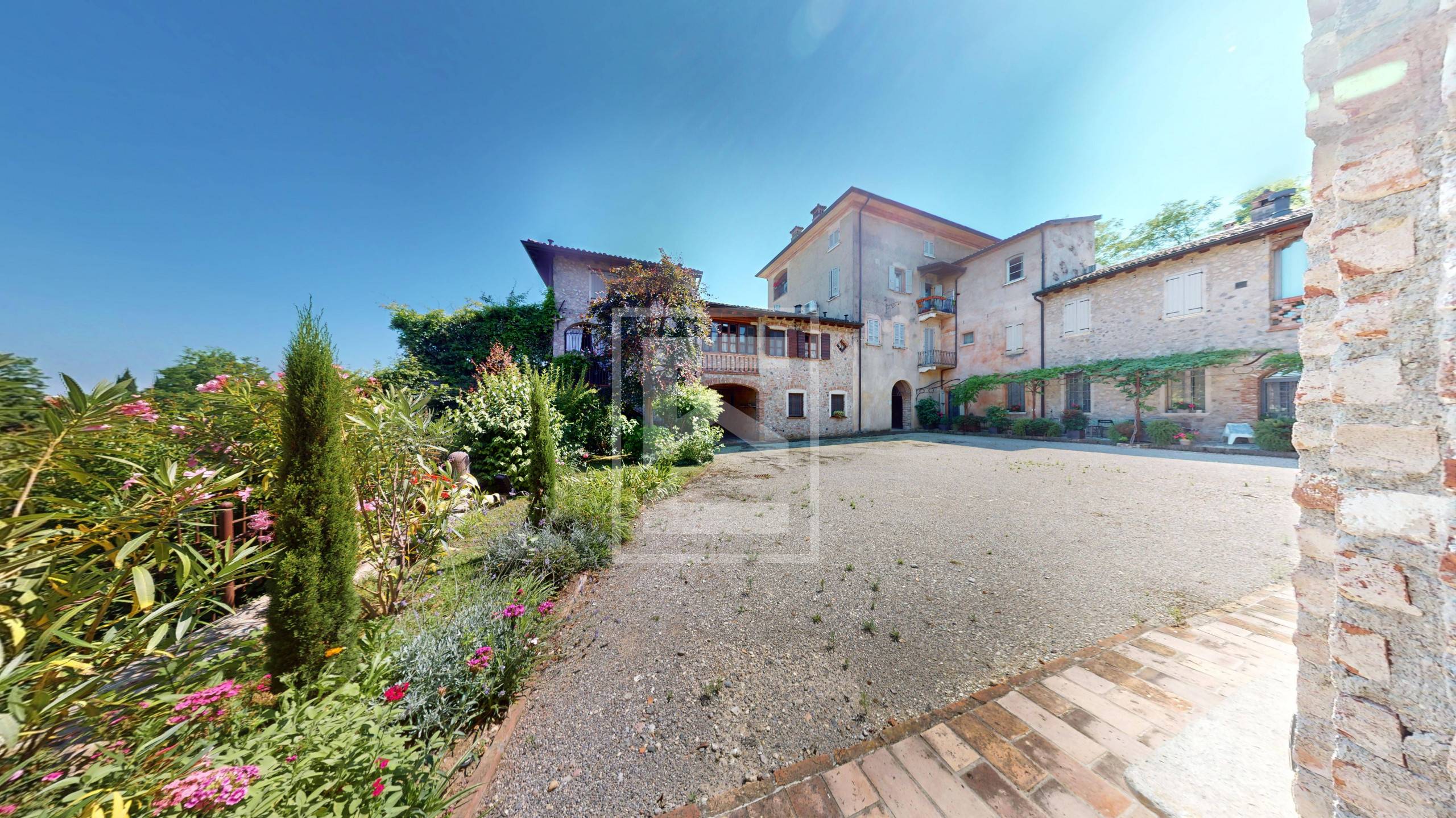 Appartamento in vendita a Desenzano del Garda, Desenzano del Garda