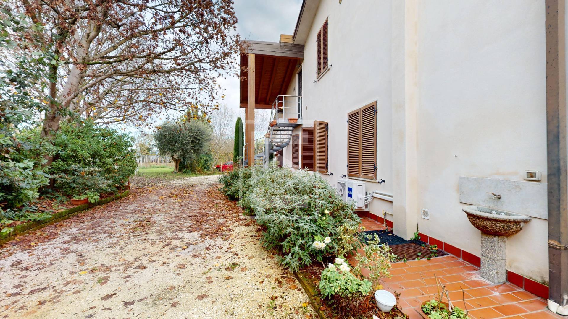 Porzione di casa in vendita a Monzambano