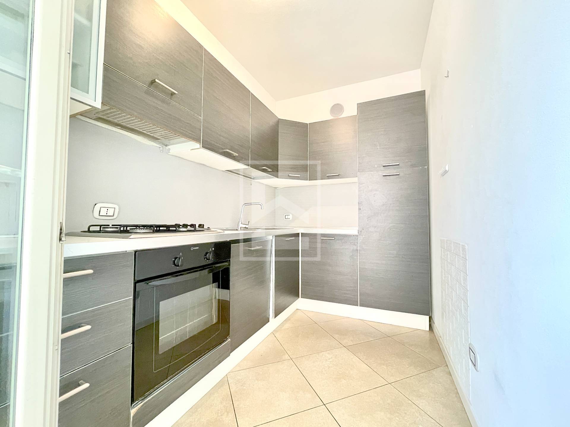 Appartamento in vendita a Desenzano del Garda, Rivoltella del Garda