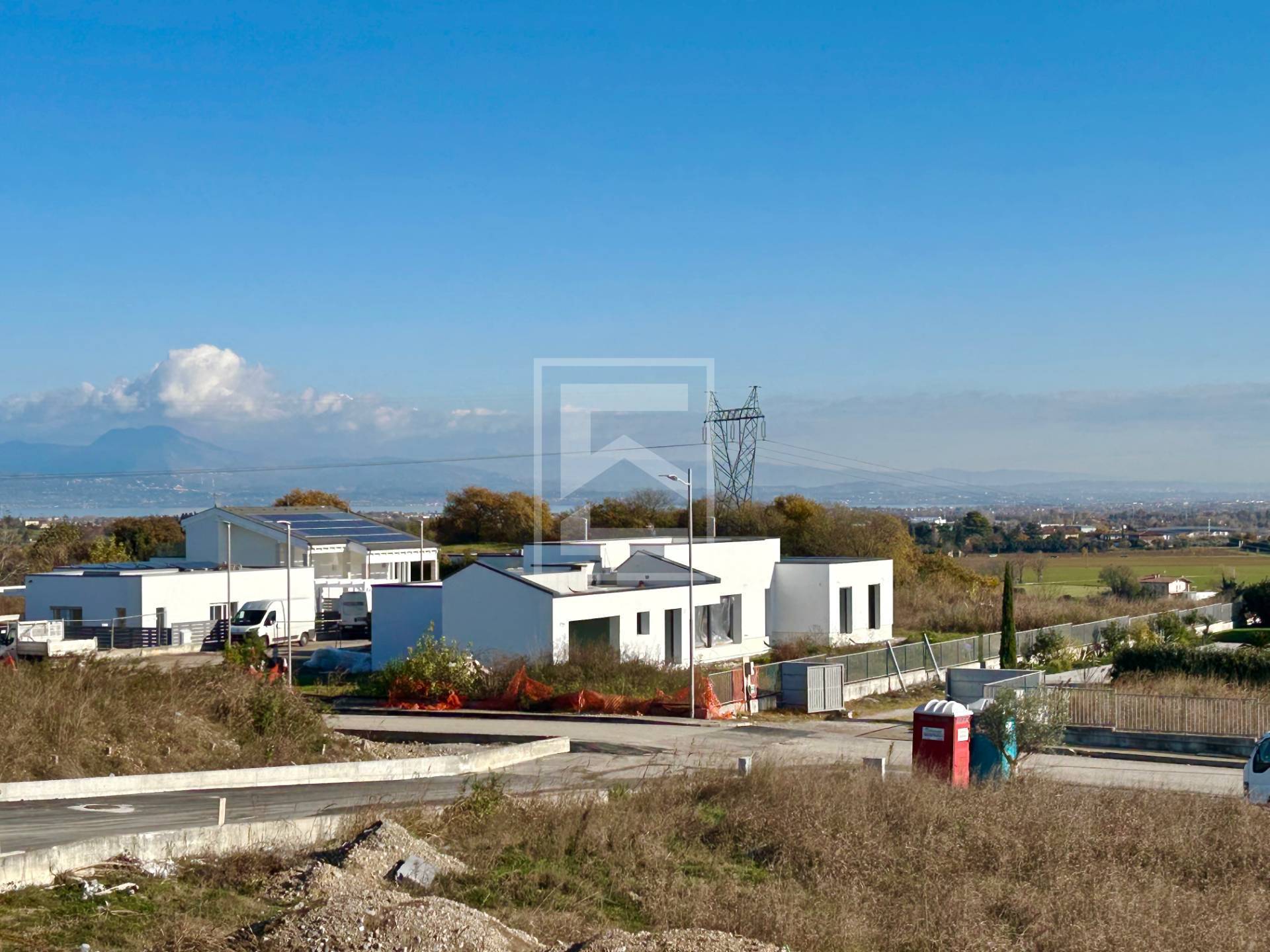 Villa singola in vendita a Desenzano del Garda, Venga-Bertani San Pietro