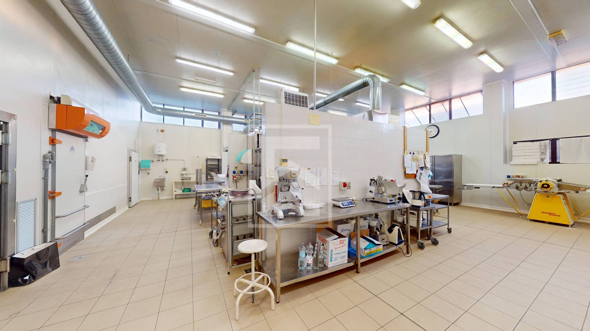 Attivit Commerciale in vendita a Puegnago sul Garda