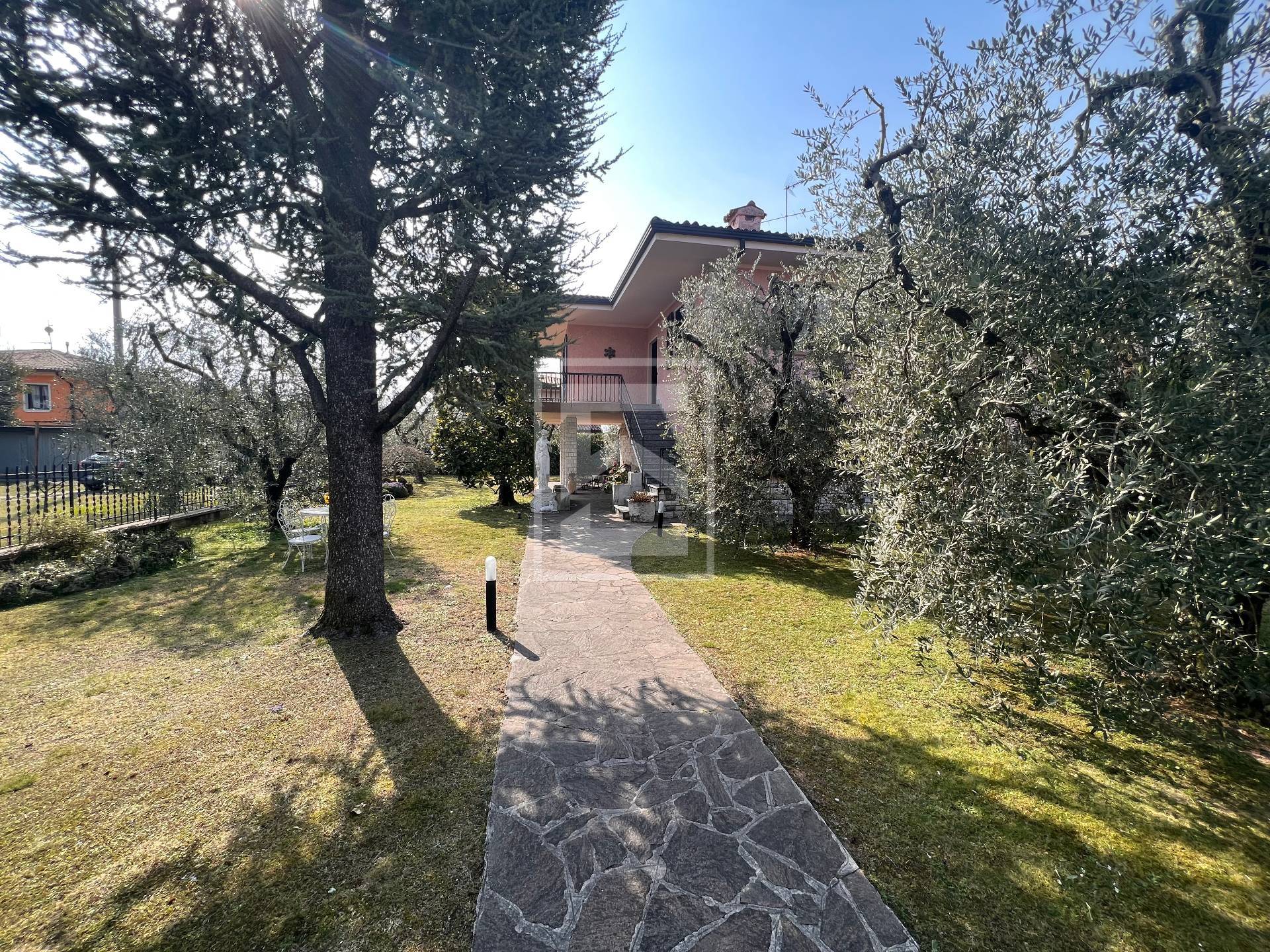 Villa singola in vendita a Puegnago sul Garda, Raffa